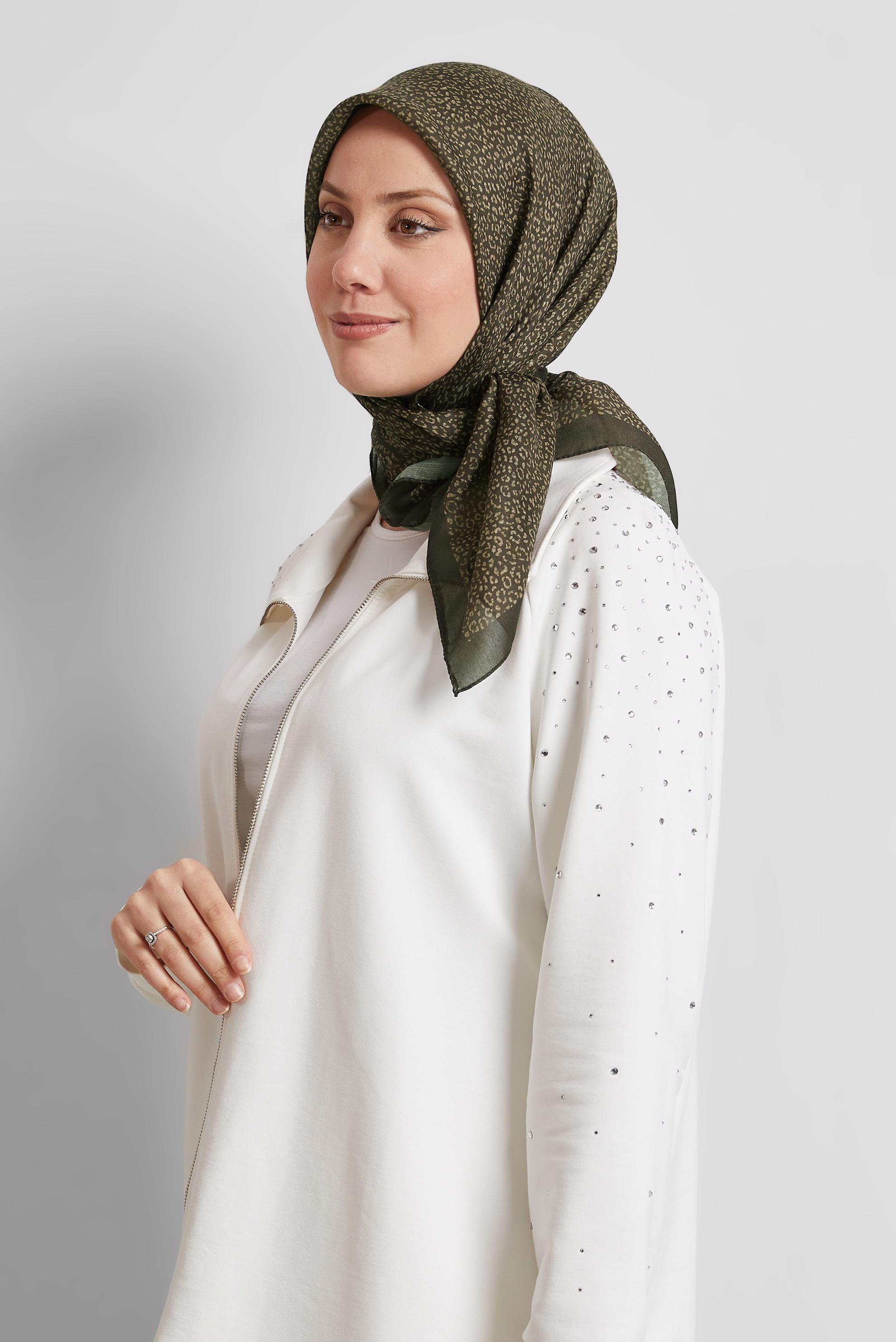 Tesettür giyim KAHVE ALVİNA DESENLİ EŞARP 8526