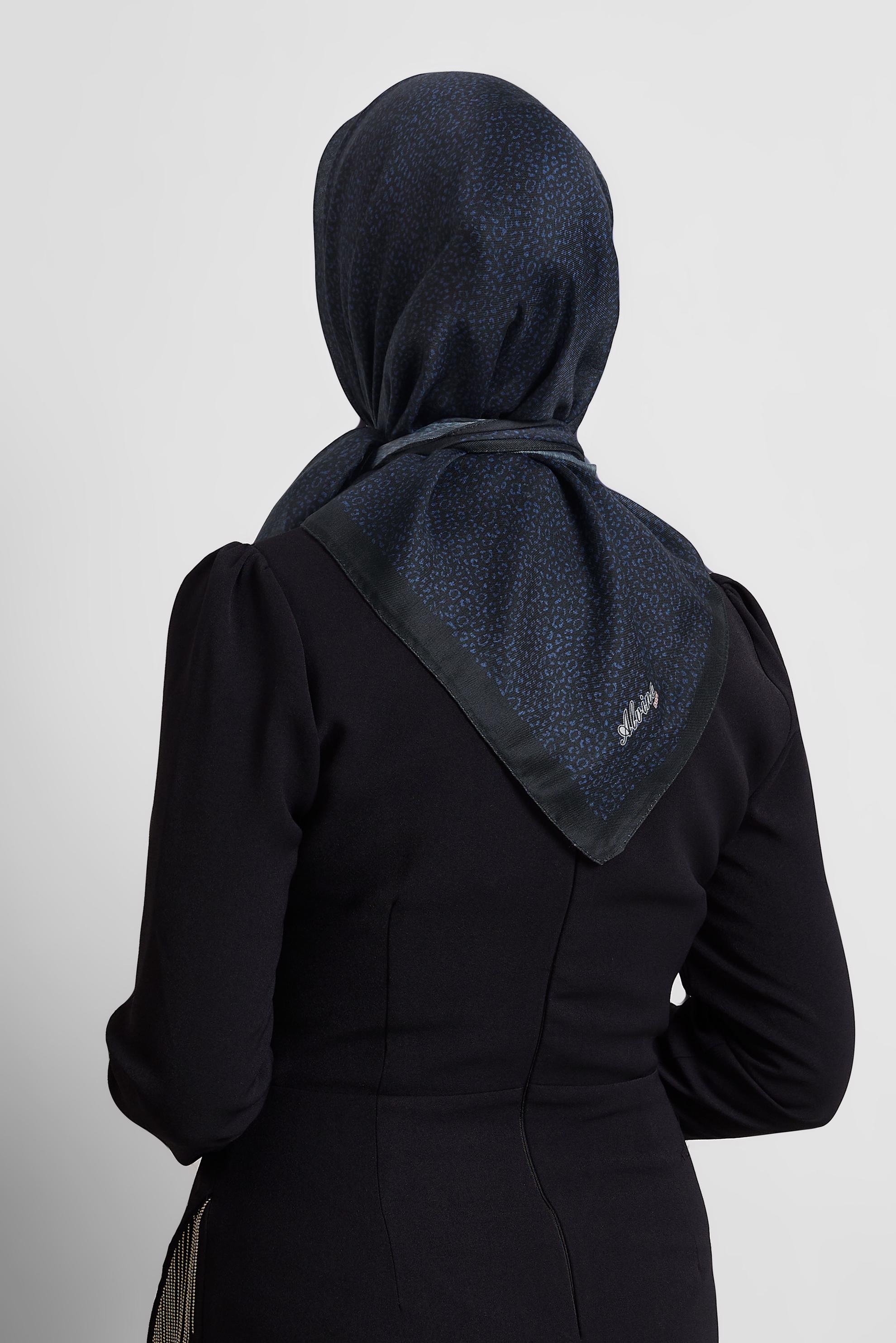 Tesettür giyim LACİVERT ALVİNA DESENLİ EŞARP 8526