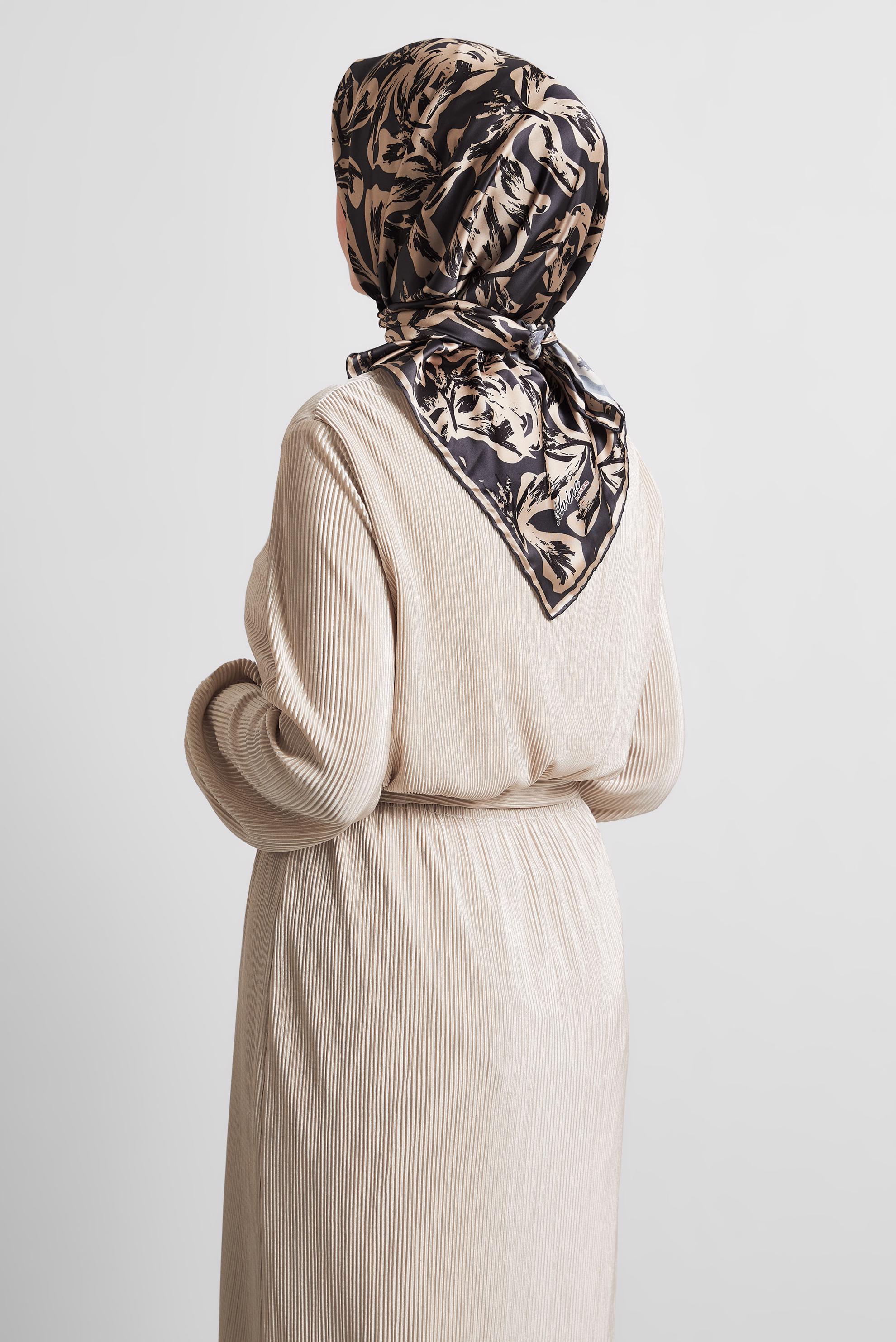 Tesettür giyim GRİ ALVİNA DESENLİ EŞARP 8528