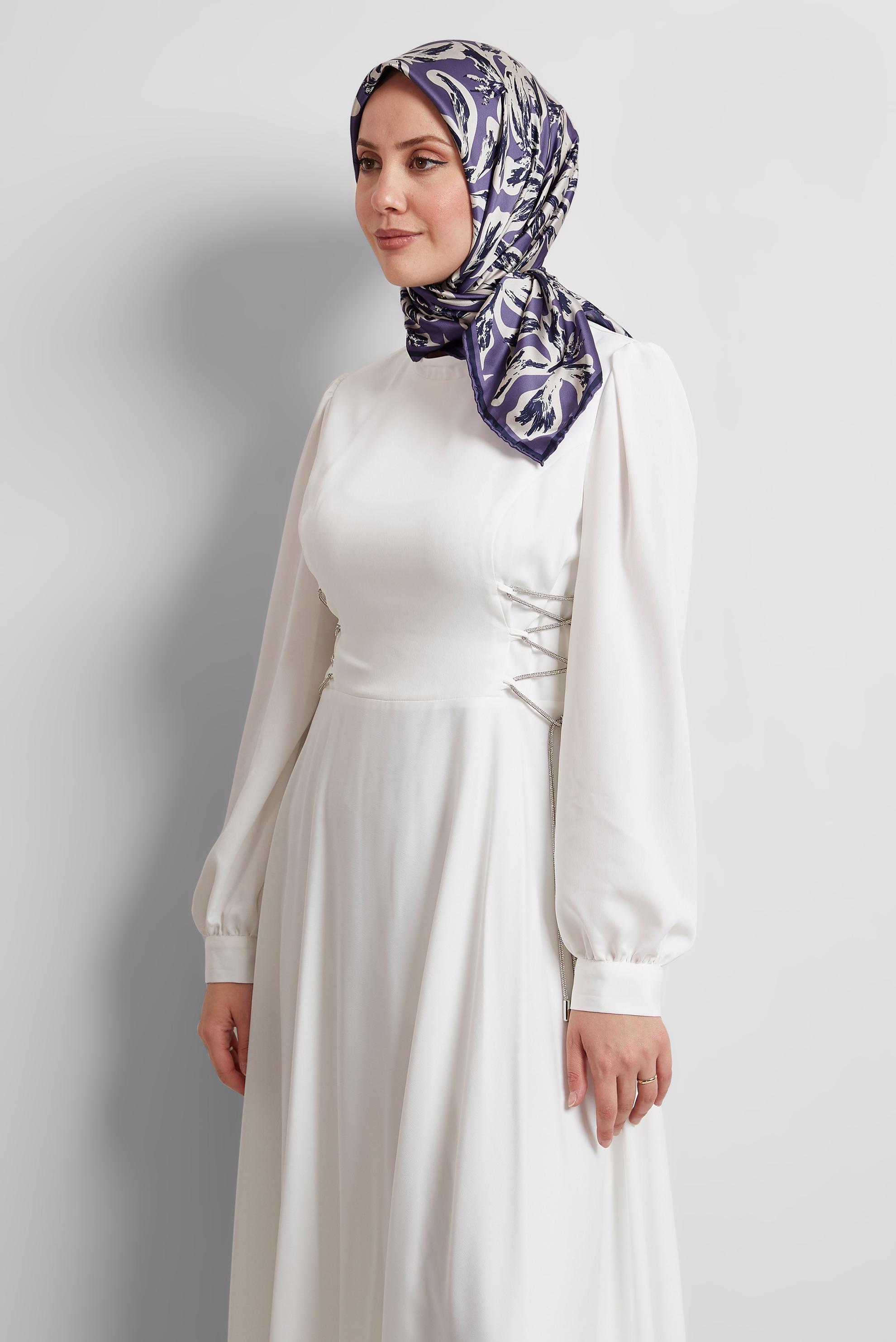 Tesettür giyim LACİVERT ALVİNA DESENLİ EŞARP 8528