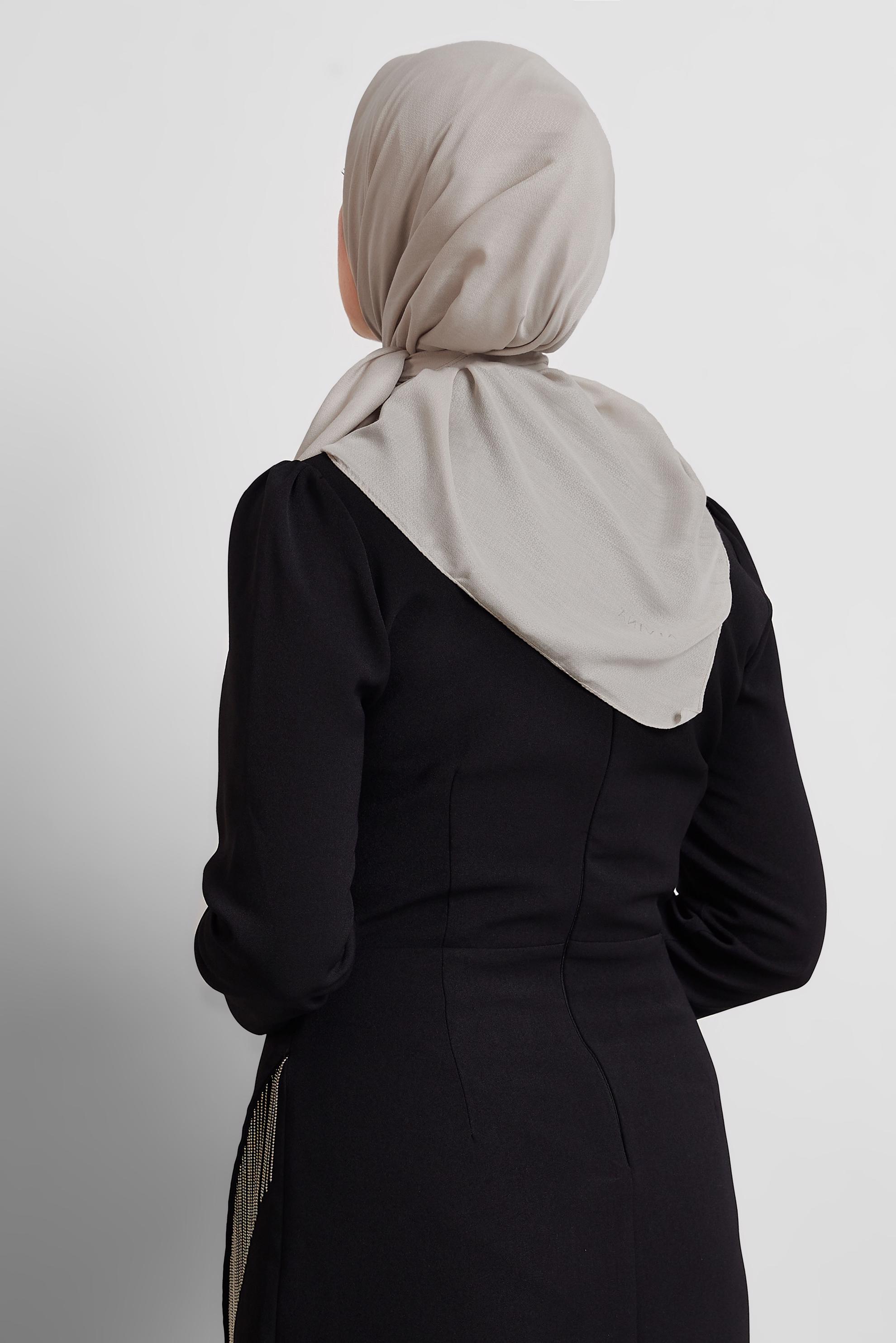 Tesettür giyim BEJ ALVİNA DÜZ EŞARP 8529