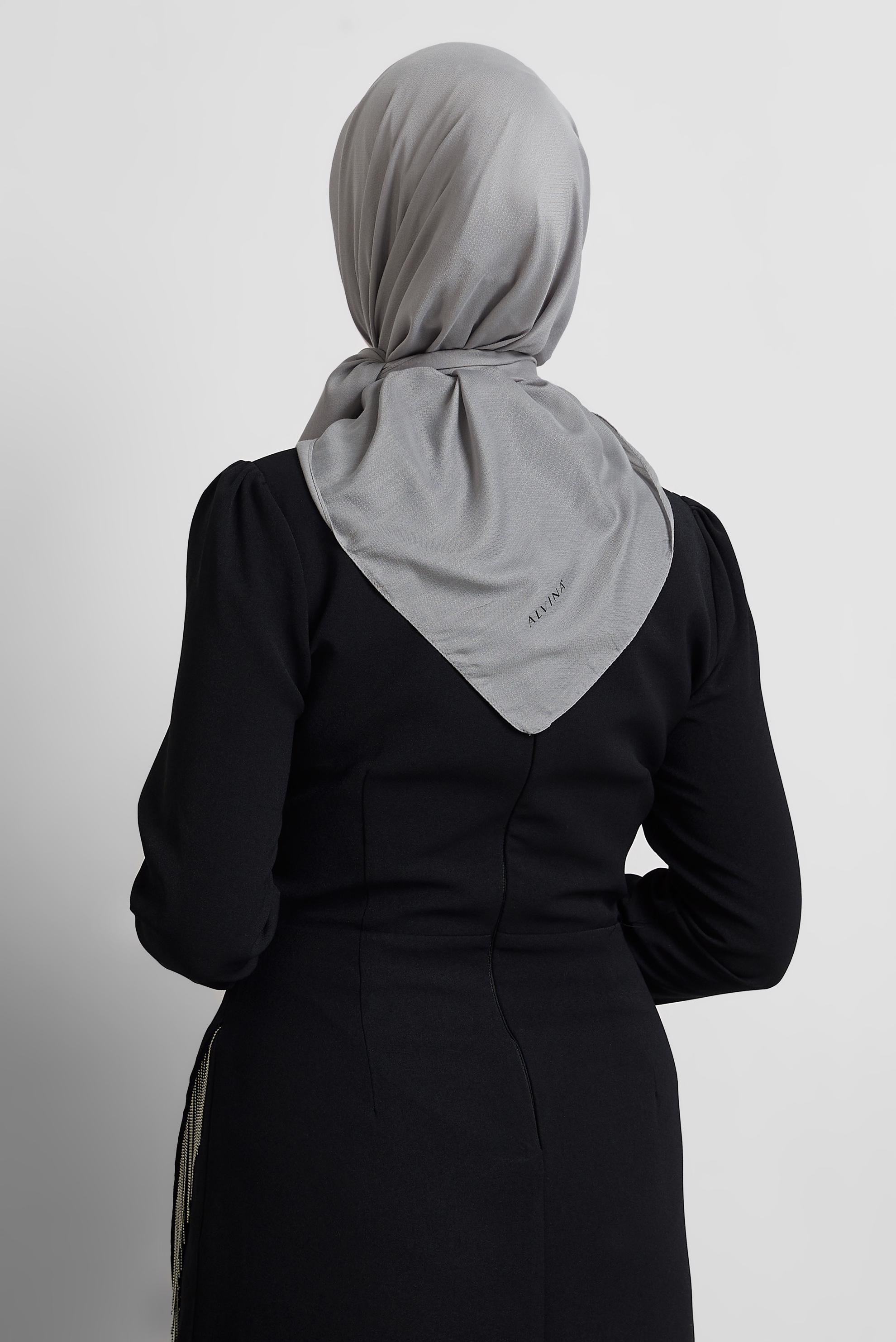 Tesettür giyim GRİ ALVİNA DÜZ EŞARP 8529