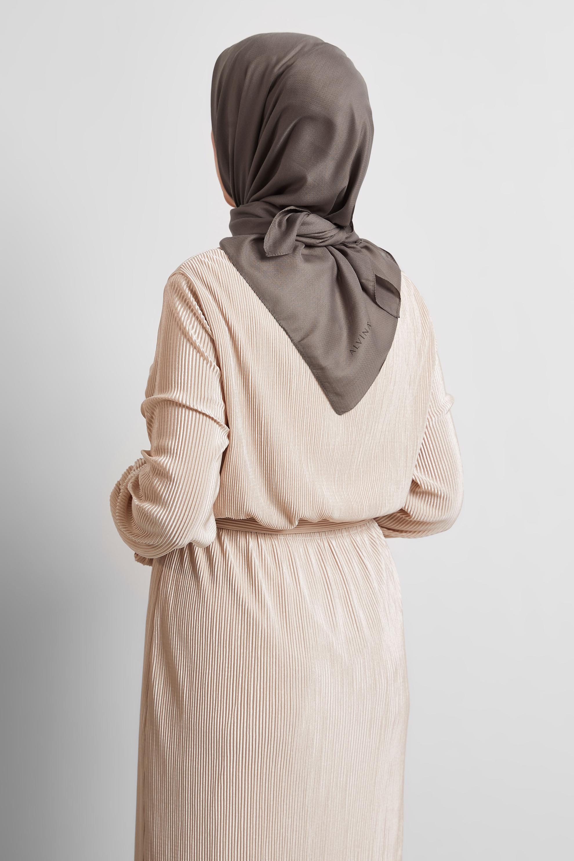 Tesettür giyim GRİ ALVİNA DÜZ EŞARP 8529