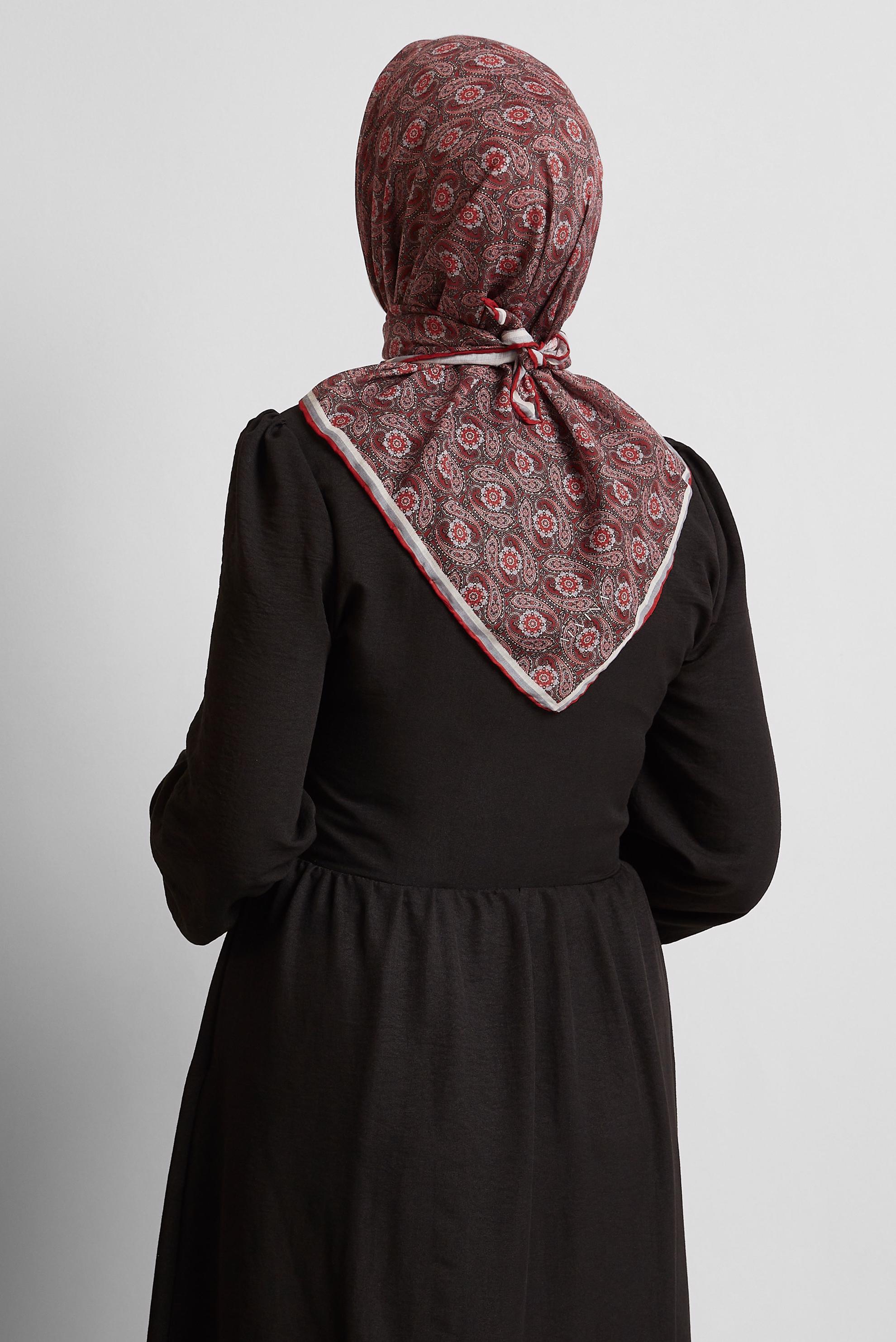 Tesettür giyim BORDO ALVİNA DESENLİ EŞARP 8534