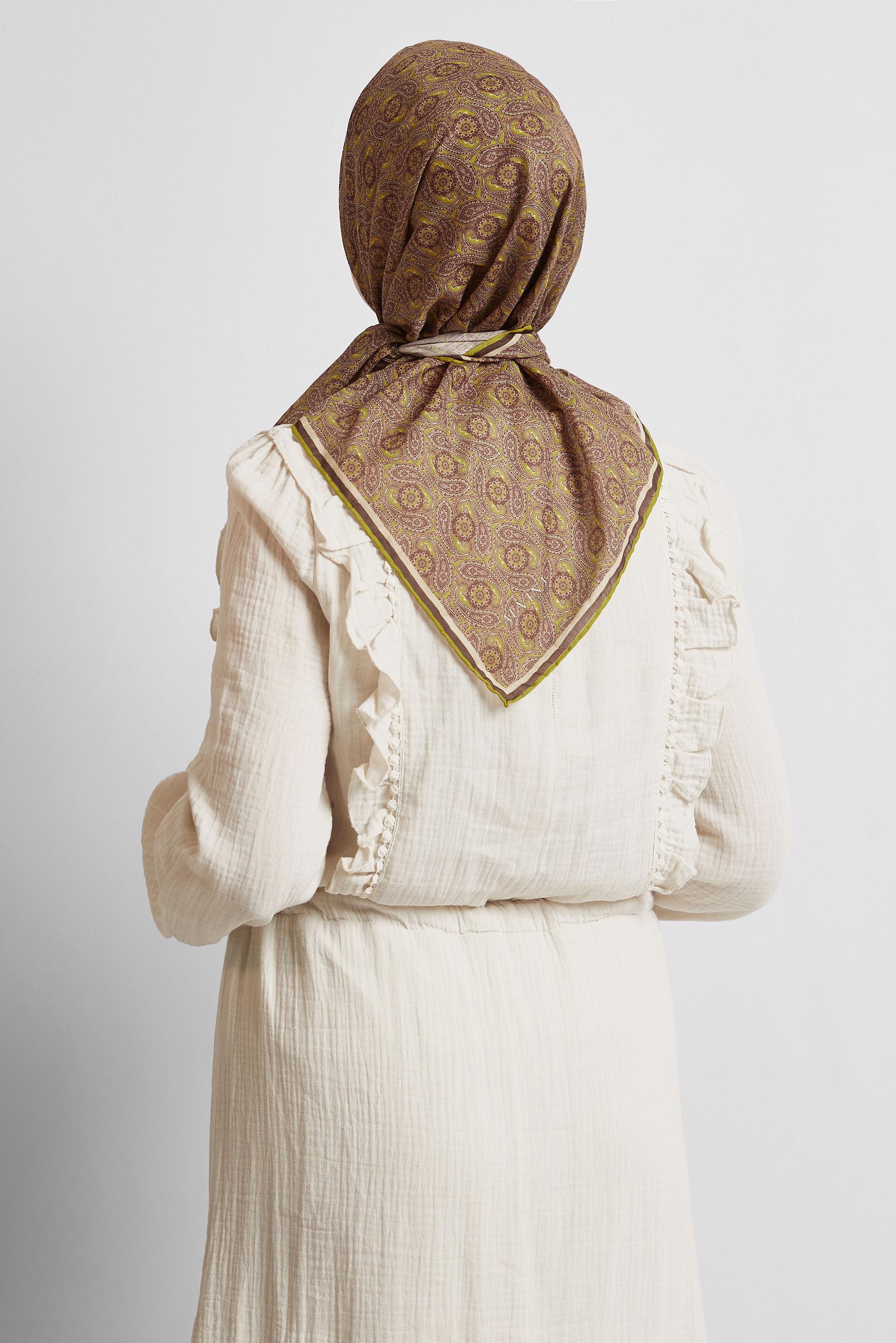 Tesettür giyim YEŞİL ALVİNA DESENLİ EŞARP 8534