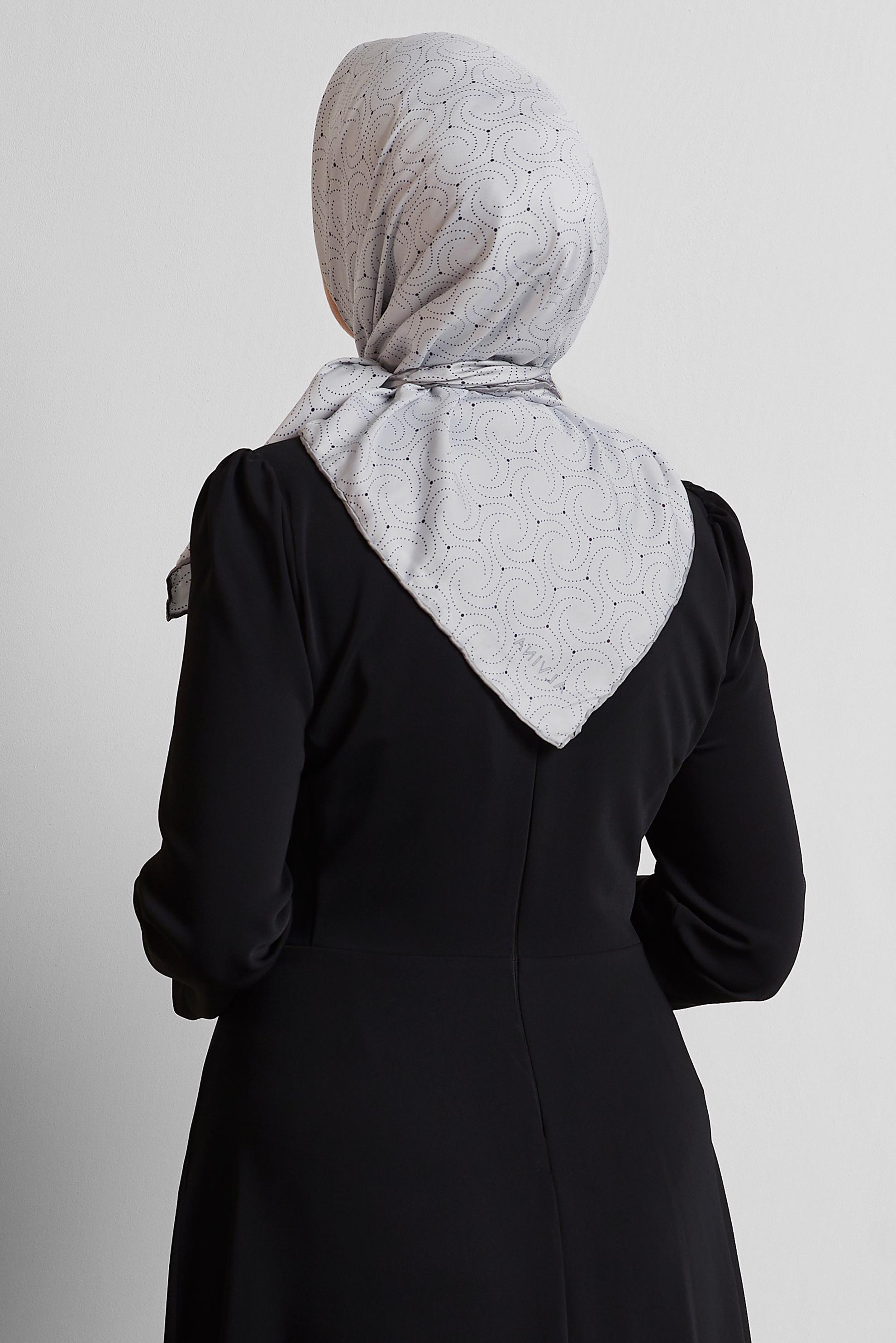 Tesettür giyim GÜMÜŞ ALVİNA EŞARP 8535