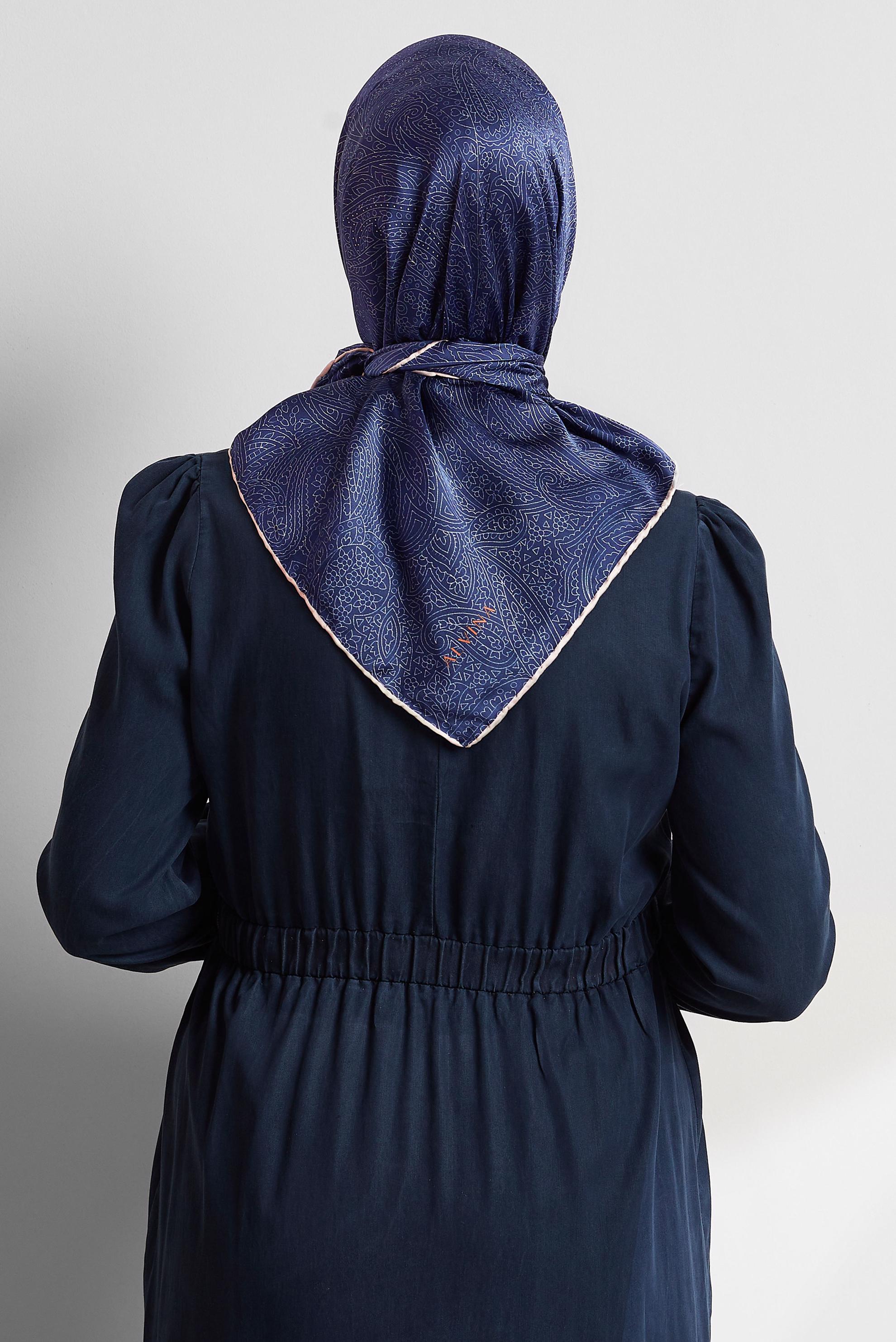 Tesettür giyim LACİVERT ALVİNA EŞARP 8536