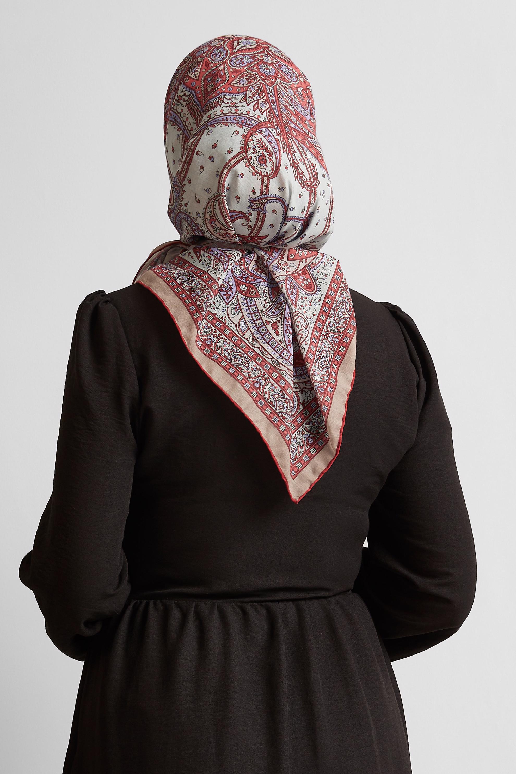 Tesettür giyim KIRMIZI ALVİNA DESENLİ EŞARP 8537