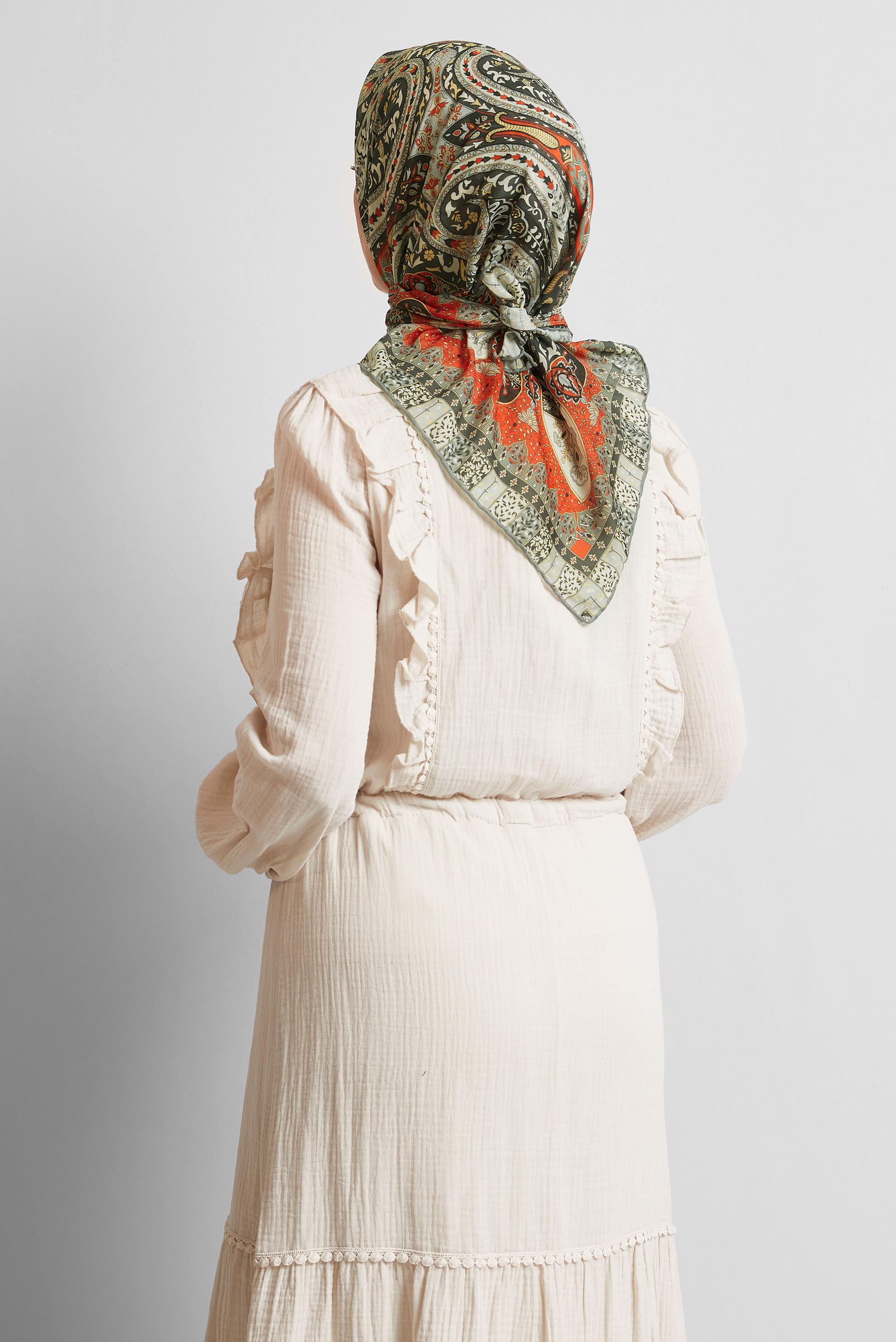 Tesettür giyim YEŞİL ALVİNA DESENLİ EŞARP 8538