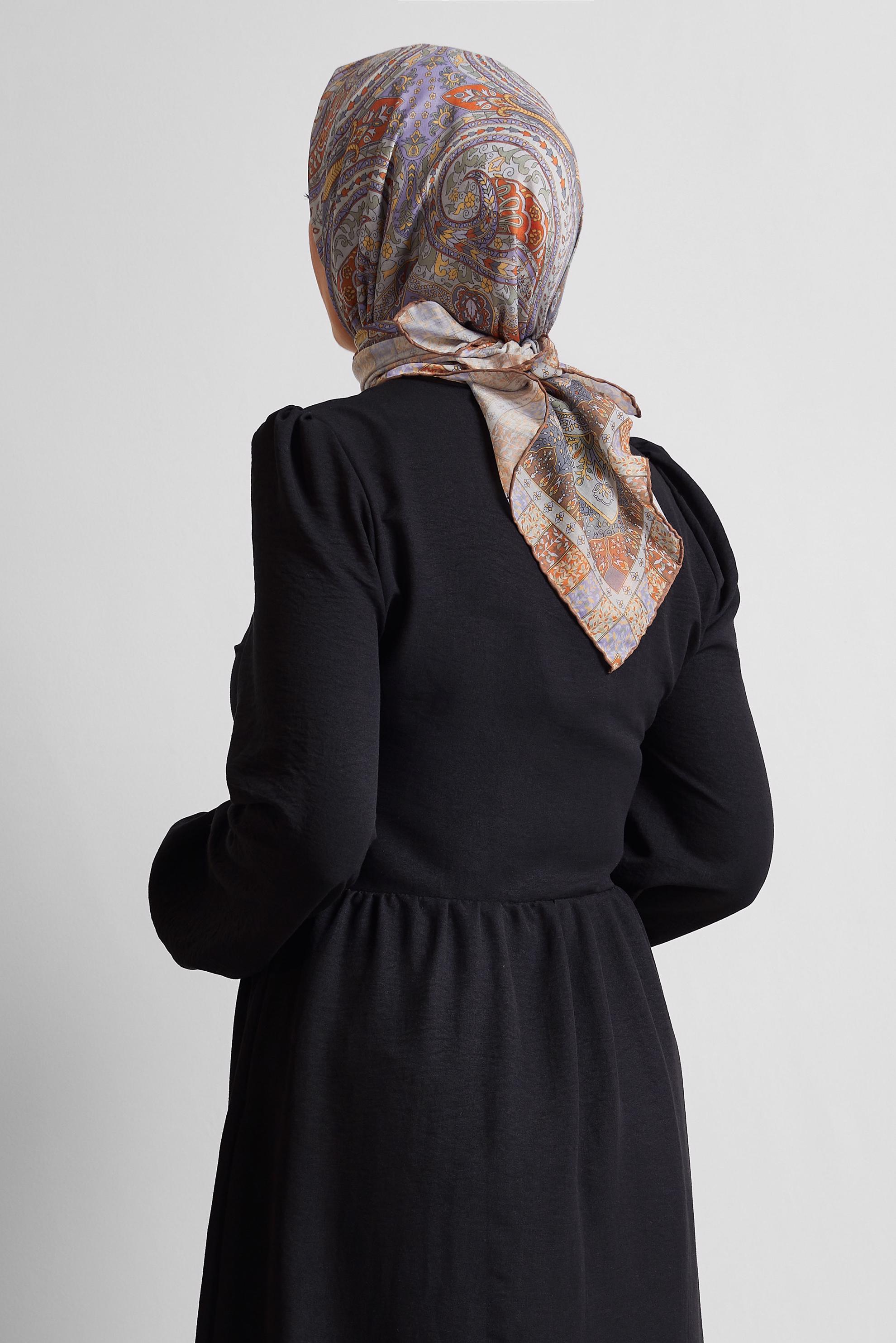 Tesettür giyim PEMBE ALVİNA DESENLİ EŞARP 8538