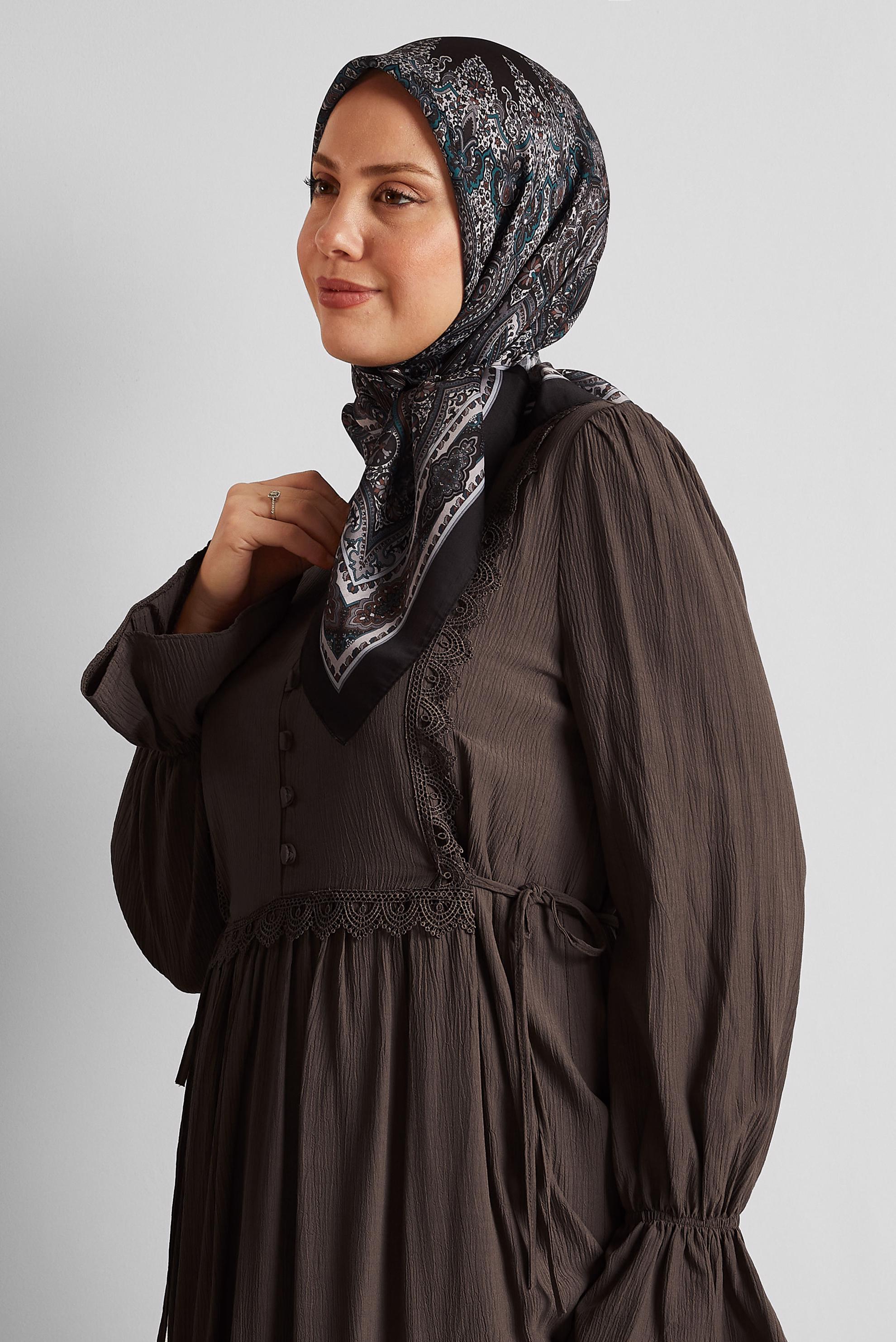 Tesettür giyim KAHVE ALVİNA DESENLİ EŞARP 8551