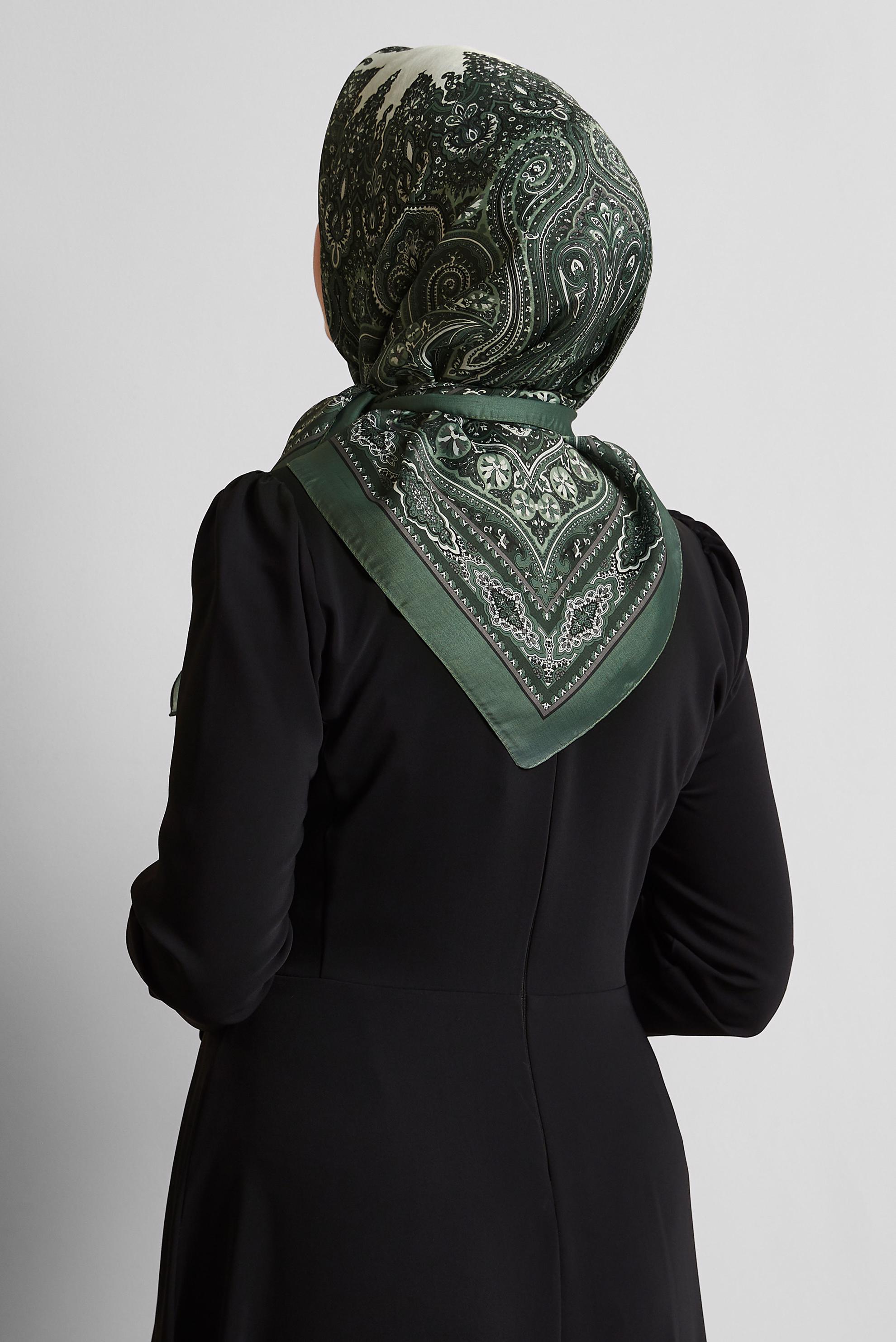 Tesettür giyim YEŞİL ALVİNA DESENLİ EŞARP 8551