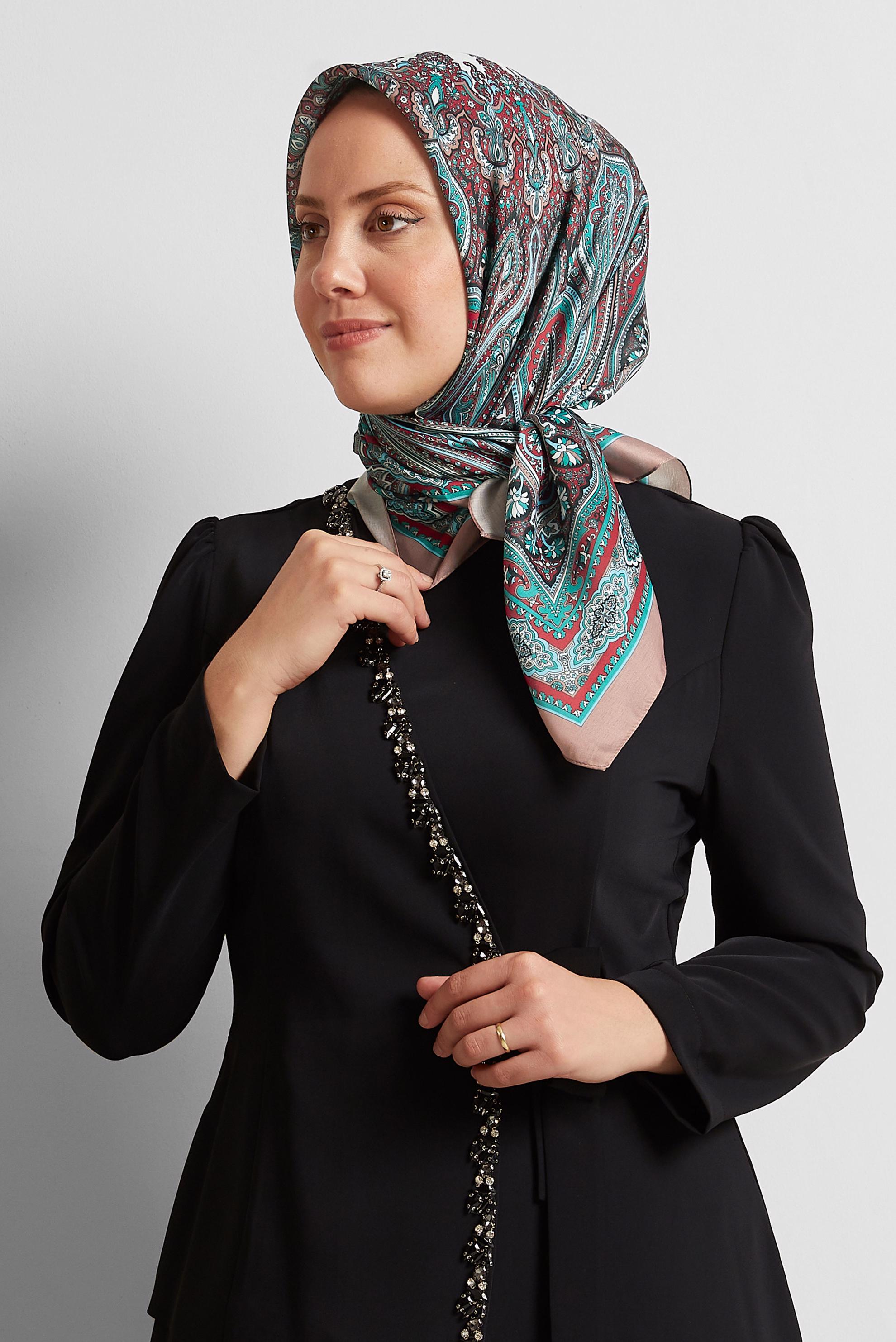 Tesettür giyim KUM ALVİNA DESENLİ EŞARP 8551