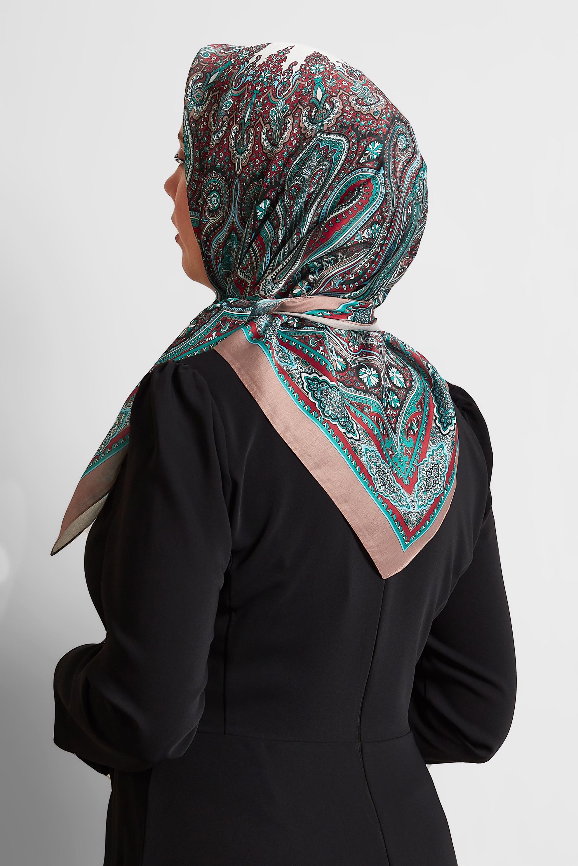 Tesettür giyim KUM ALVİNA DESENLİ EŞARP 8551