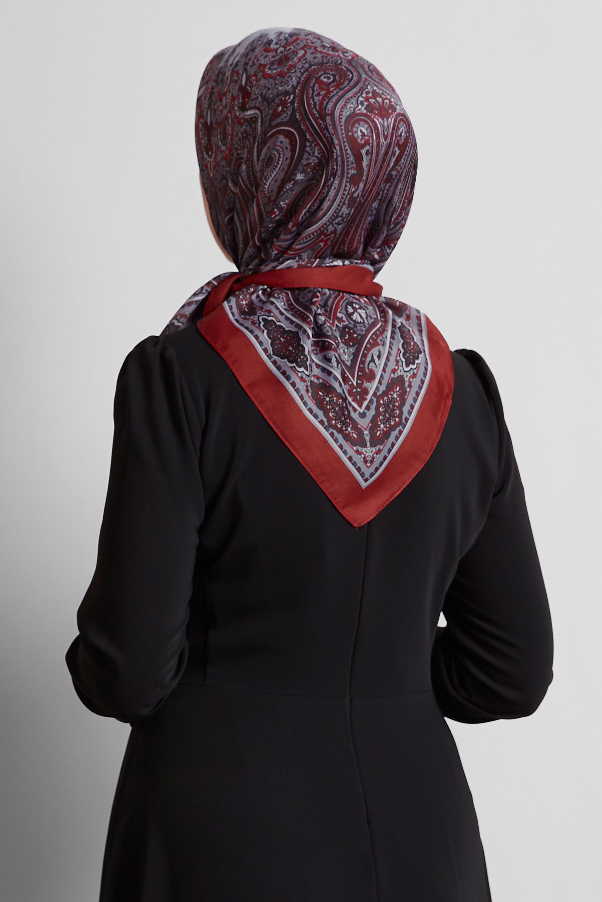 Tesettür giyim KIRMIZI ALVİNA DESENLİ EŞARP 8551