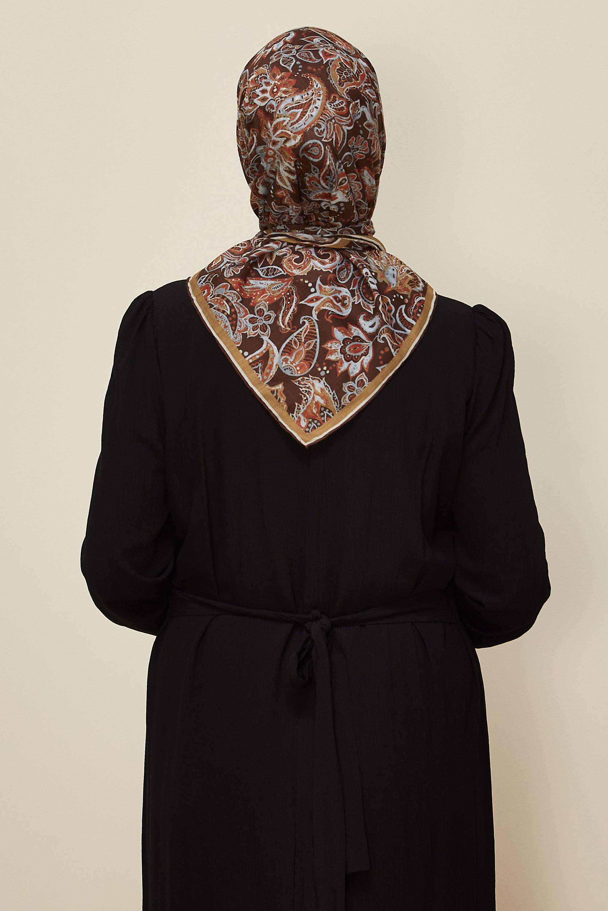 Tesettür giyim TABA ALVİNA NATUREL DESENLİ EŞARP 8557