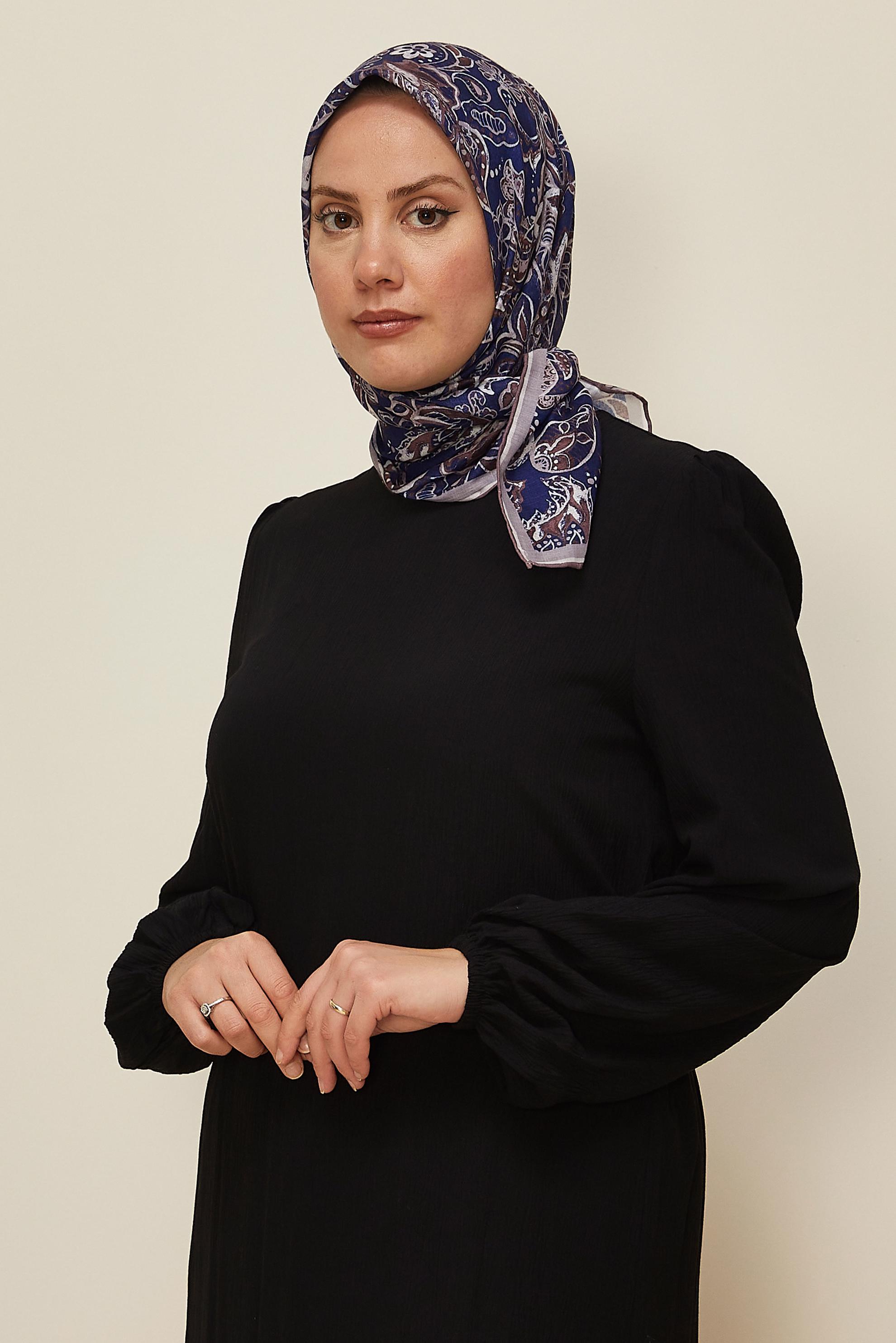 Tesettür giyim LACİVERT ALVİNA NATUREL DESENLİ EŞARP 8557