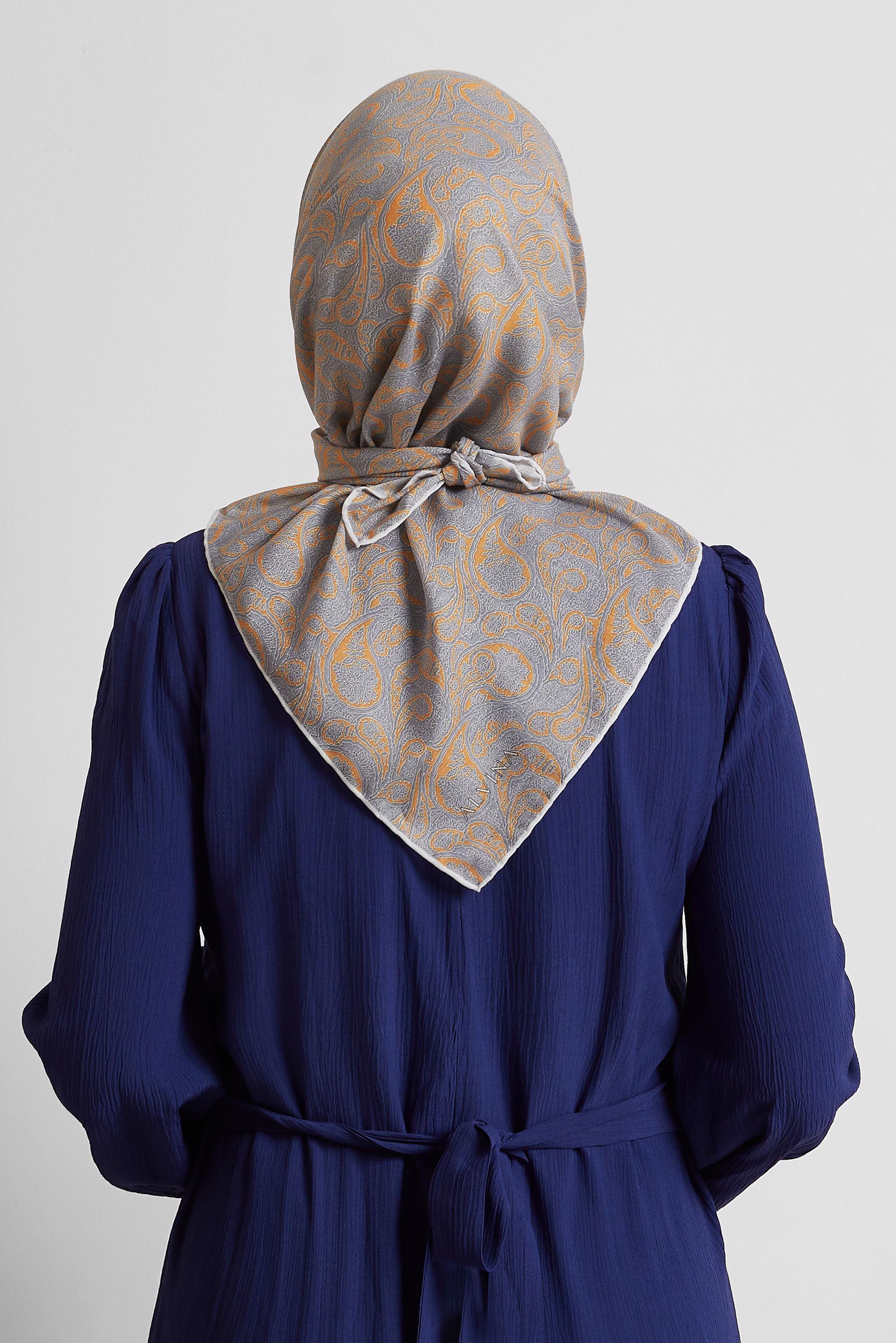 Tesettür giyim TURUNCU ALVİNA DESENLİ EŞARP 8558