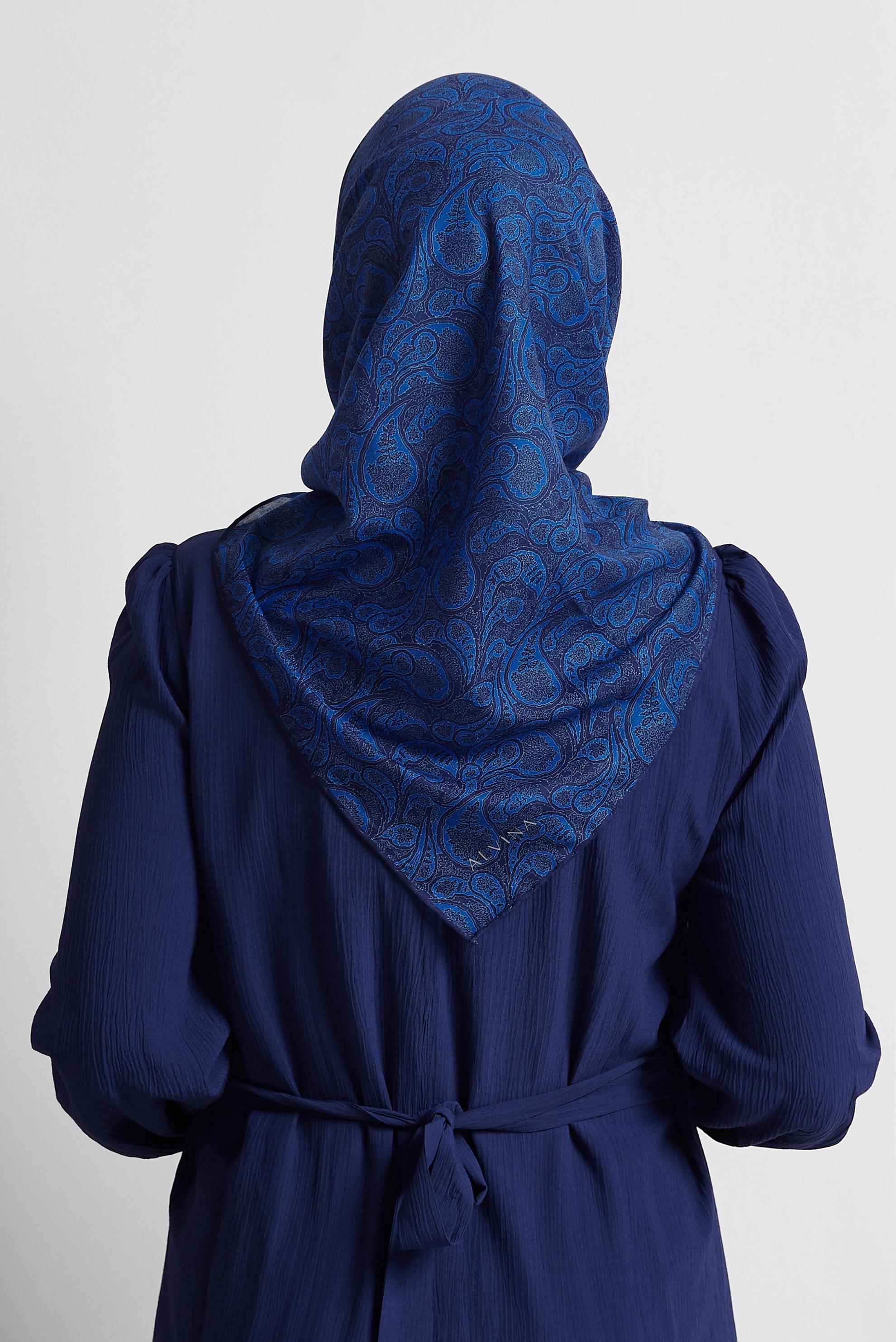 Tesettür giyim LACİVERT ALVİNA DESENLİ EŞARP 8558