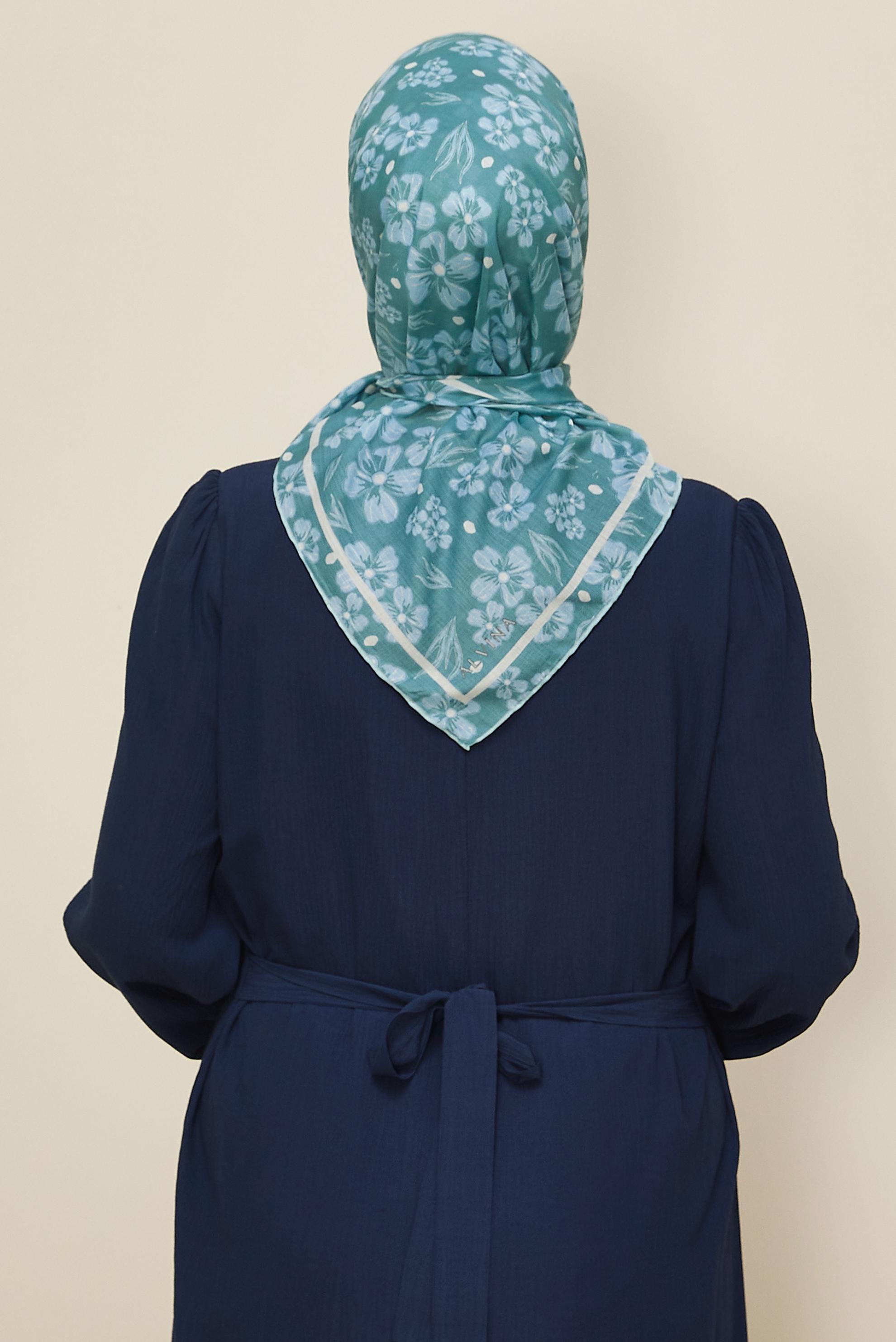 Tesettür giyim MAVİ ALVİNA NATUREL ÇİÇEK DESENLİ EŞARP 8559