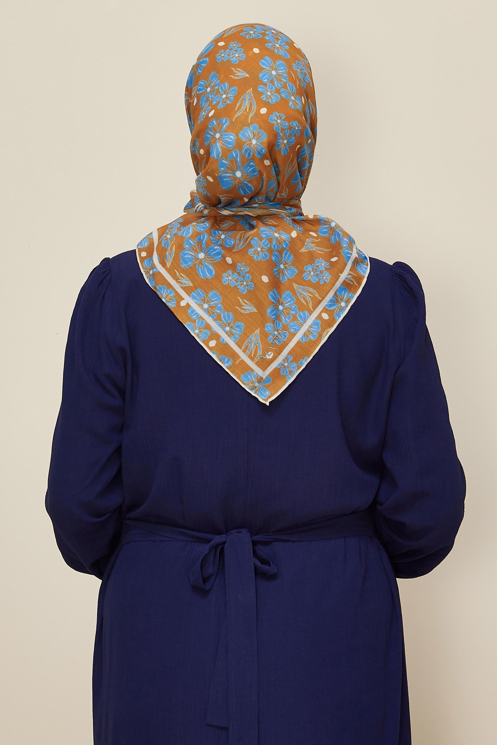 Tesettür giyim TURUNCU ALVİNA NATUREL ÇİÇEK DESENLİ EŞARP 8559