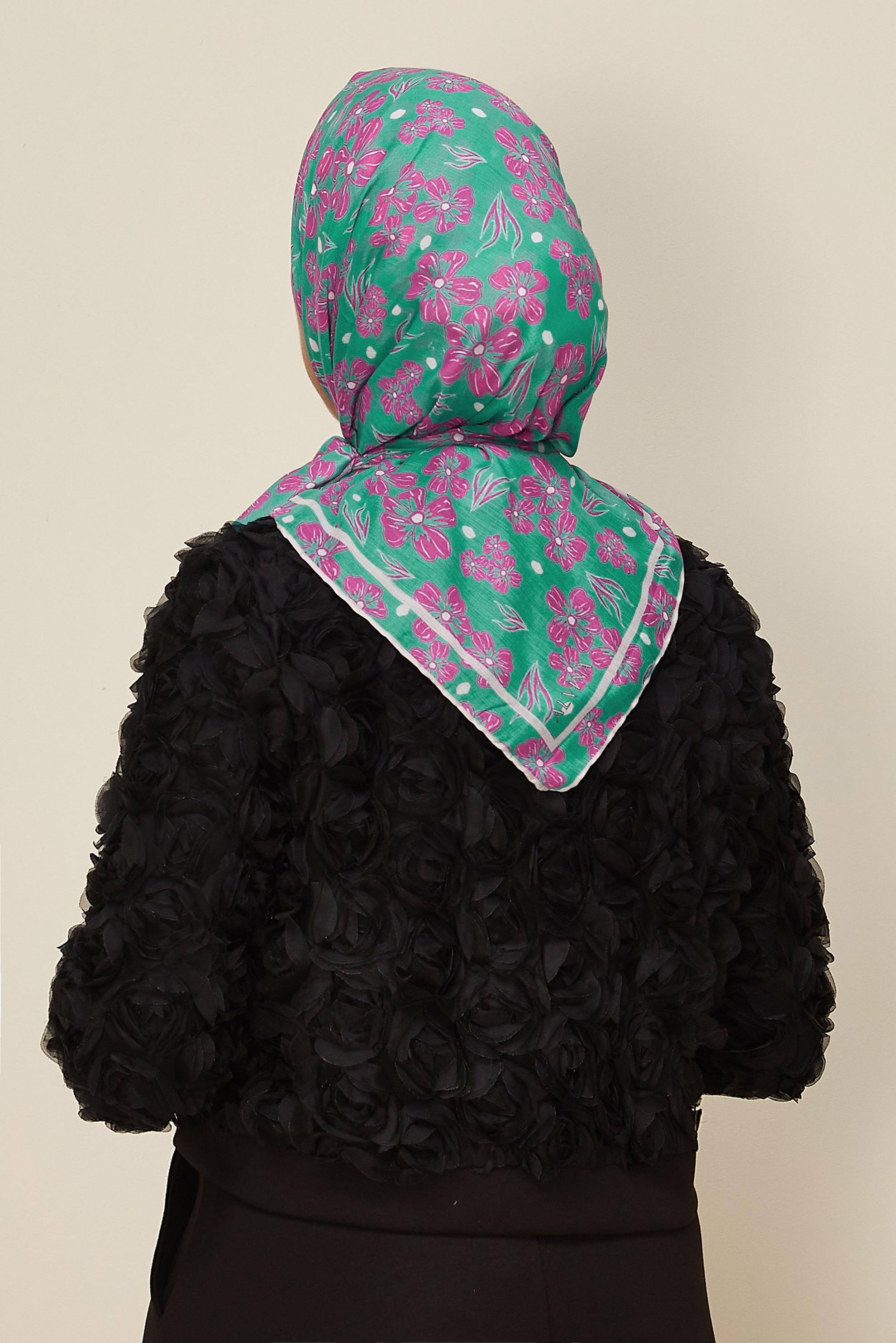 Tesettür giyim PEMBE ALVİNA NATUREL ÇİÇEK DESENLİ EŞARP 8559