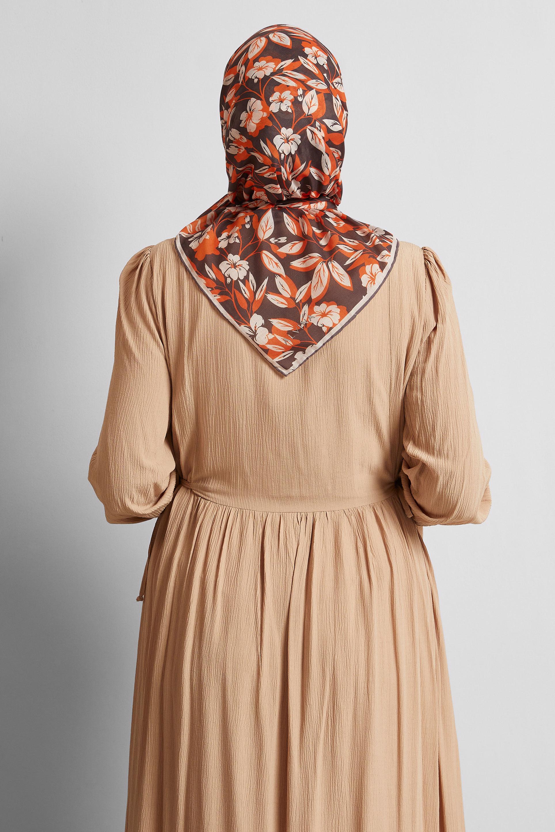 Tesettür giyim SİYAH ALVİNA ÇİÇEK DESENLİ EŞARP 8560