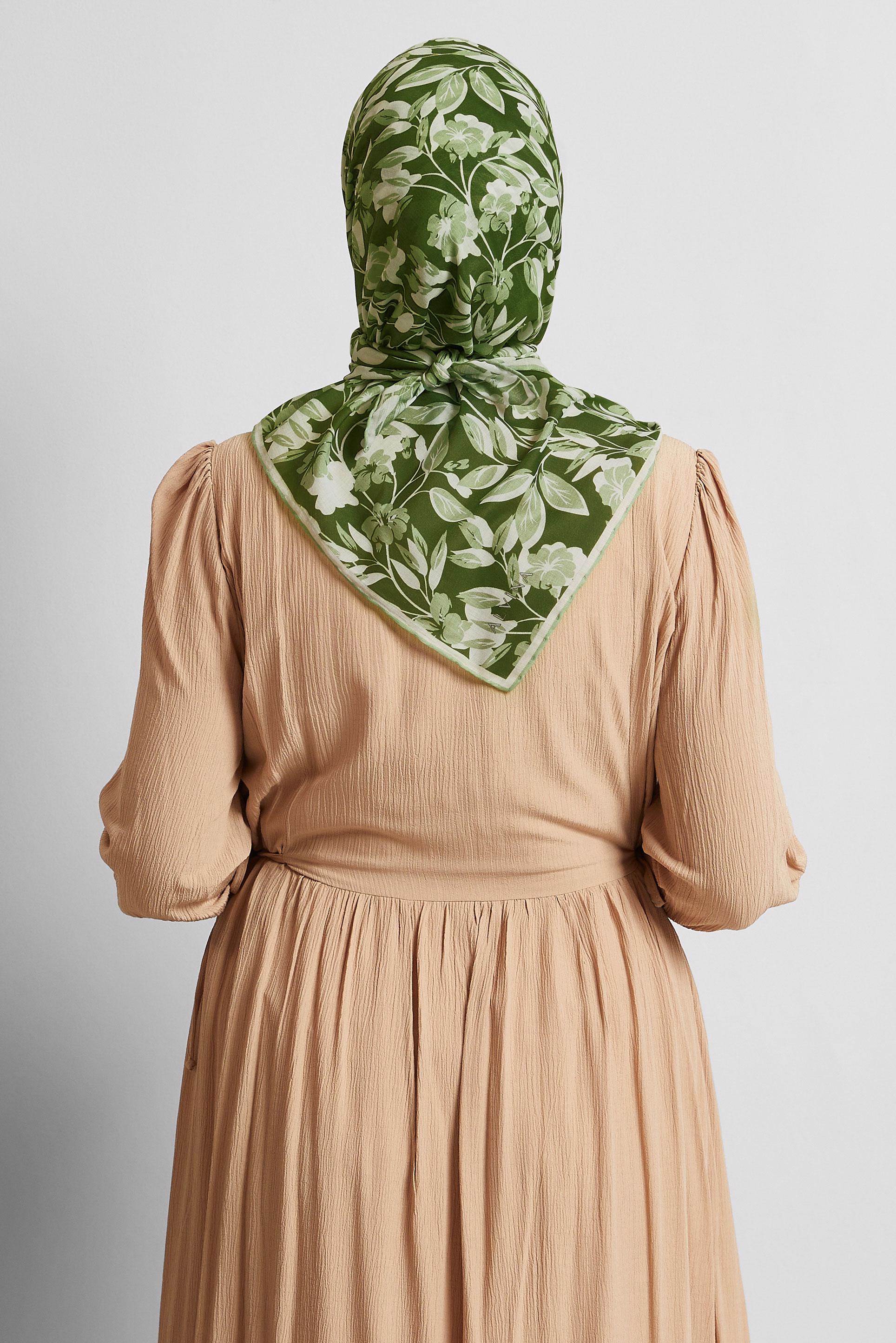 Tesettür giyim YEŞİL ALVİNA ÇİÇEK DESENLİ EŞARP 8560