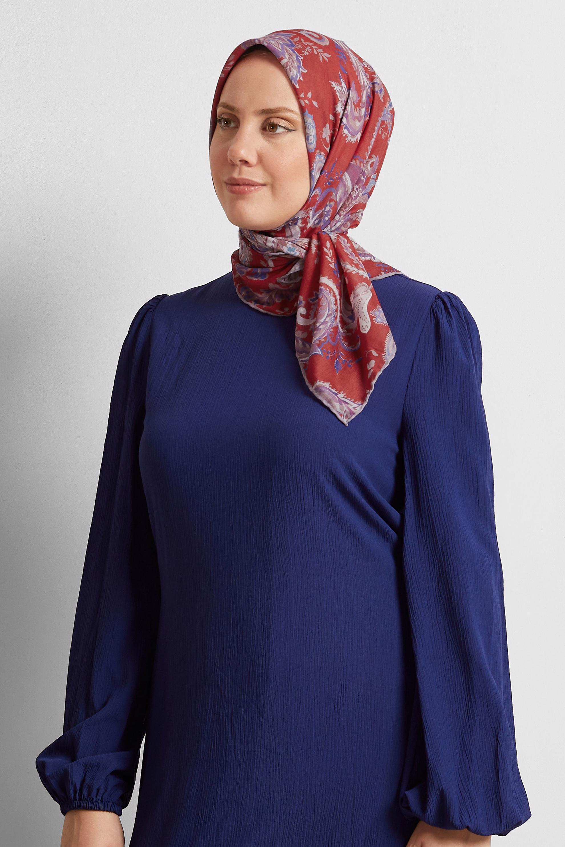 Tesettür giyim MOR ALVİNA DESENLİ EŞARP 8561