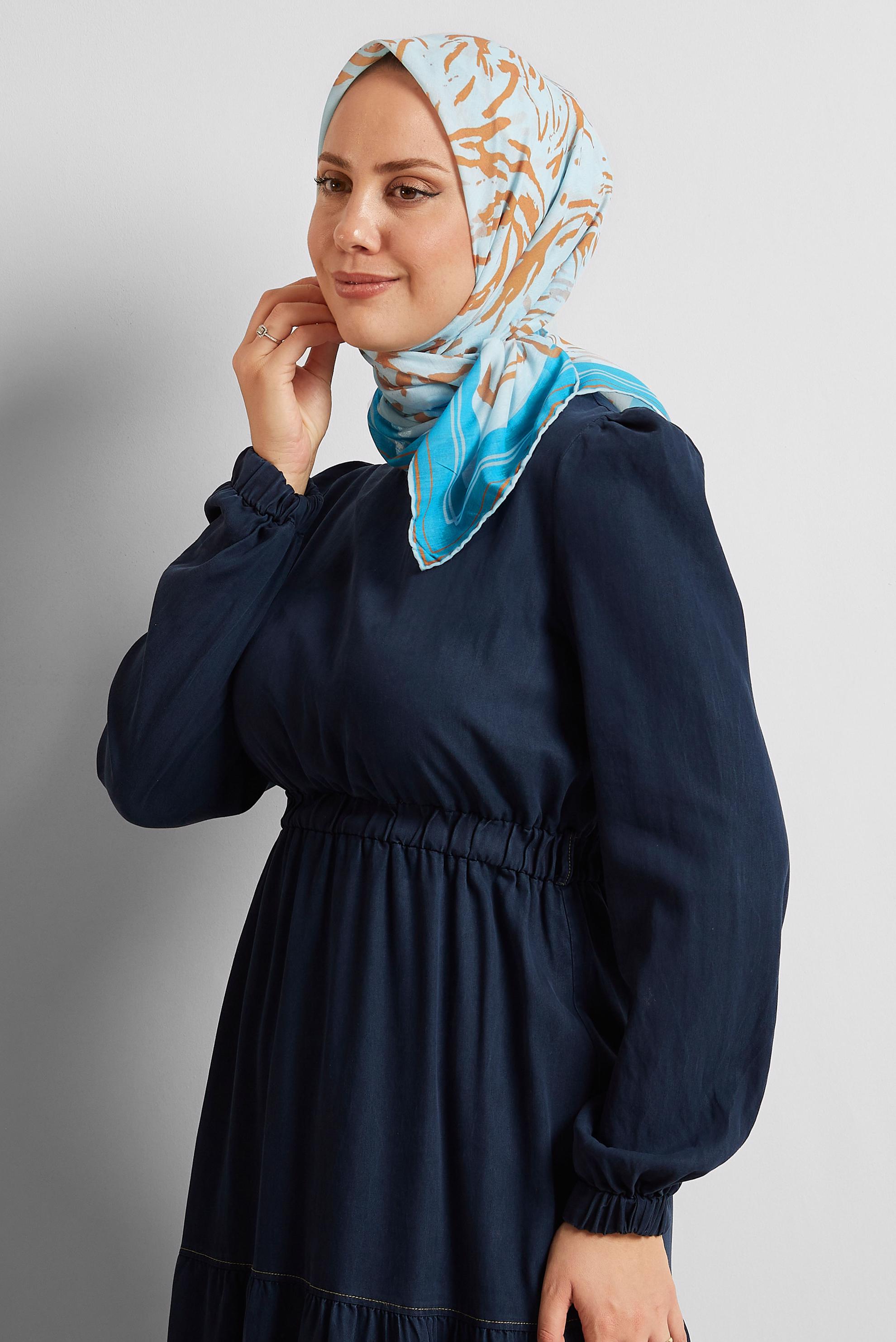 Tesettür giyim MAVİ ALVİNA DESENLİ EŞARP 8562