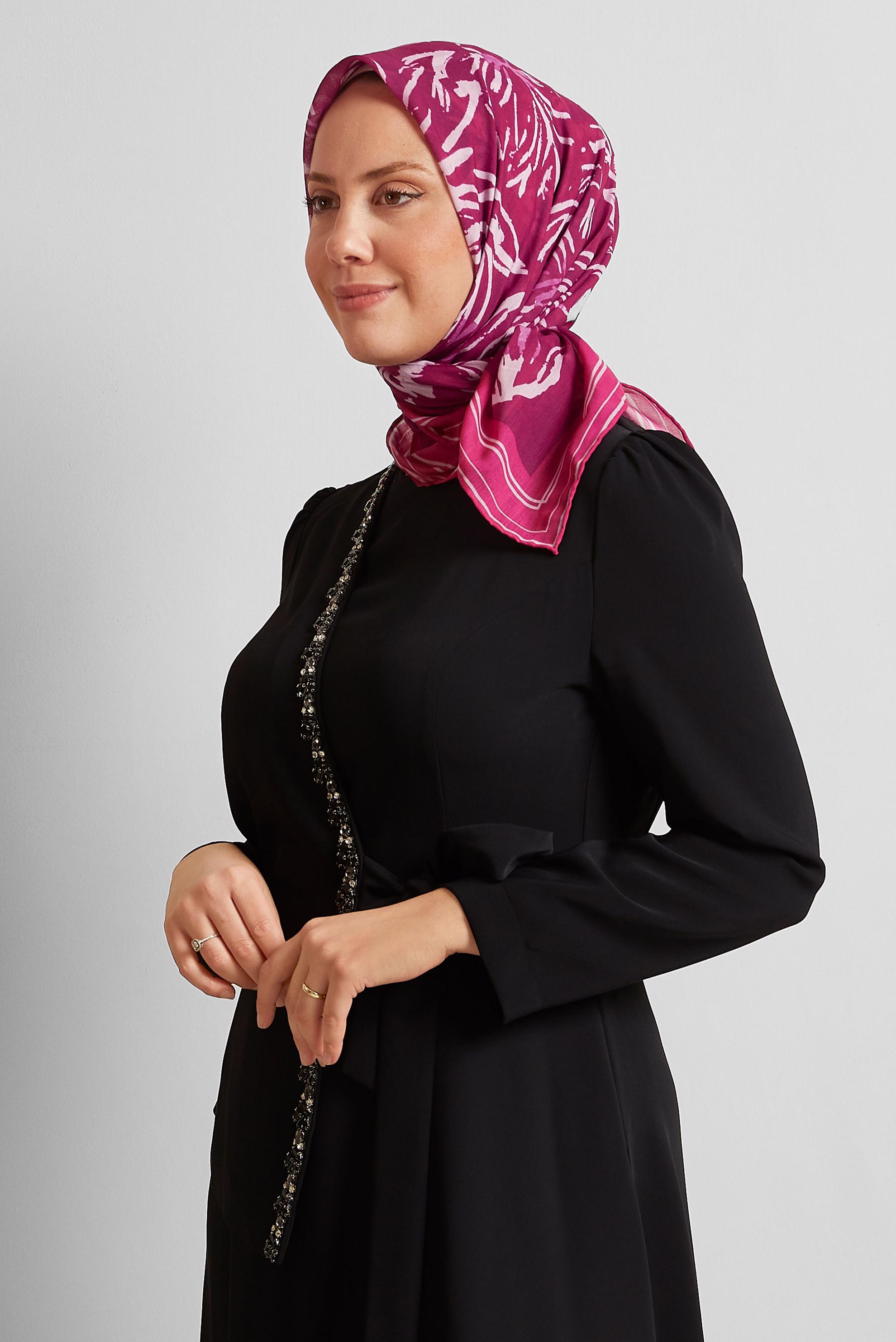 Tesettür giyim FUŞYA ALVİNA DESENLİ EŞARP 8562