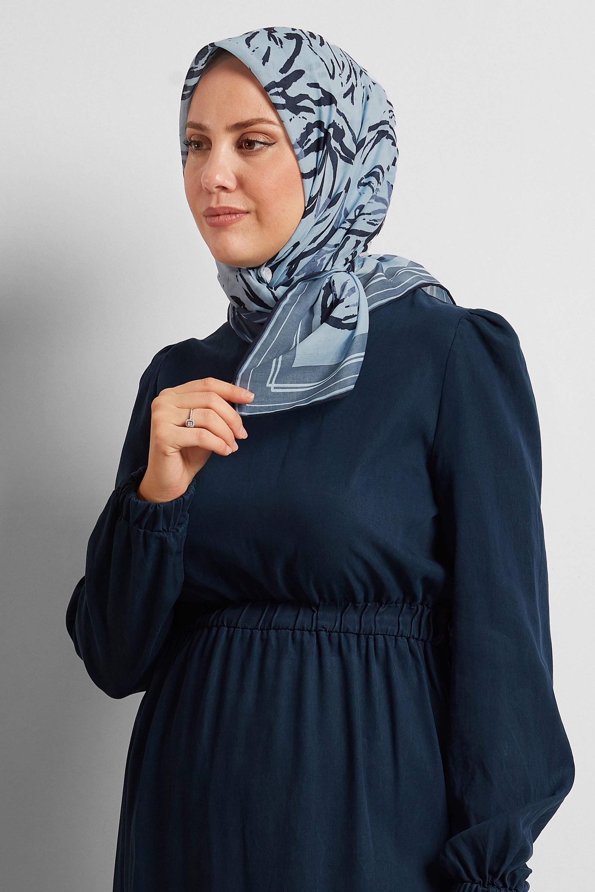 Tesettür giyim LACİVERT ALVİNA DESENLİ EŞARP 8562