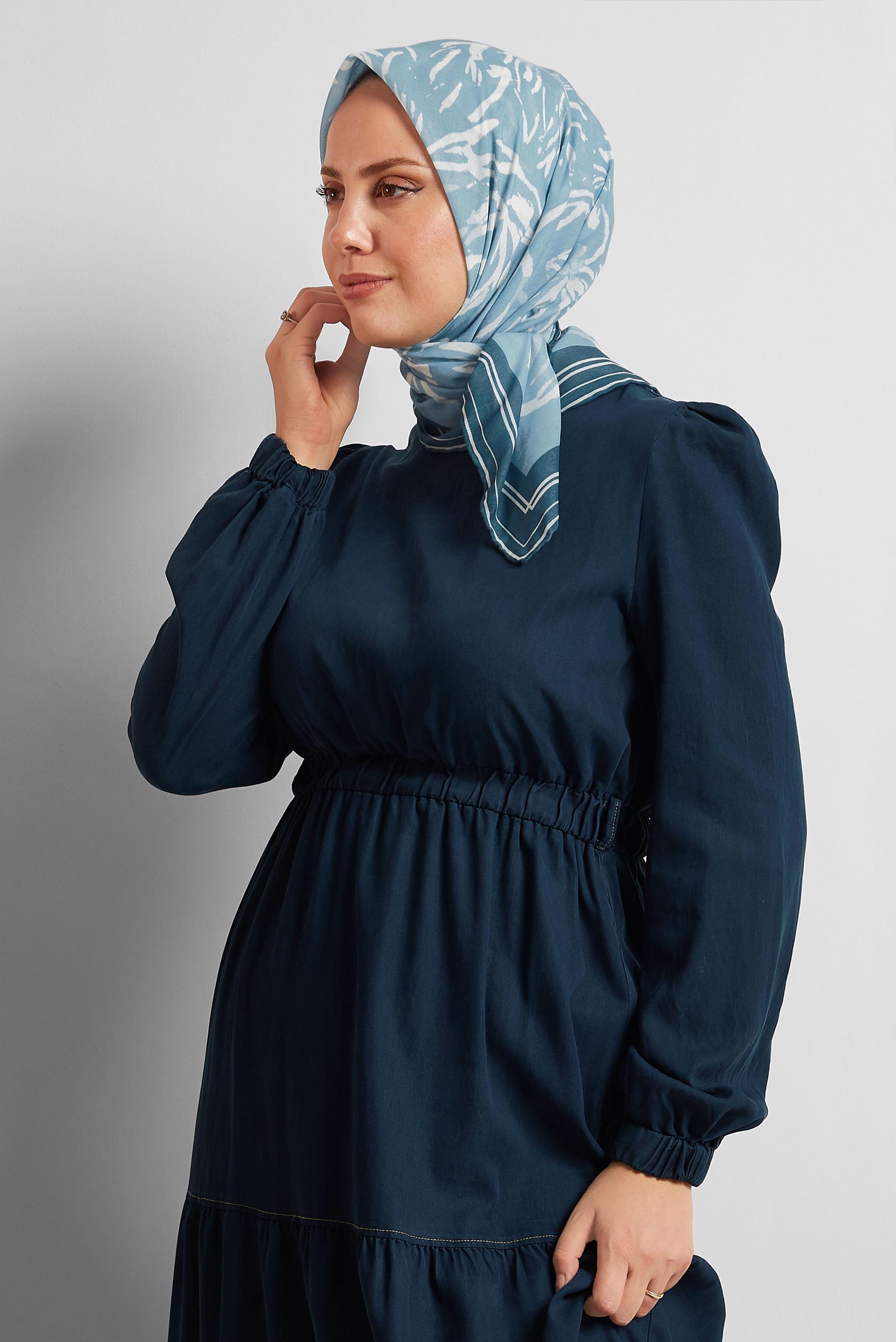 Tesettür giyim MAVİ ALVİNA DESENLİ EŞARP 8562