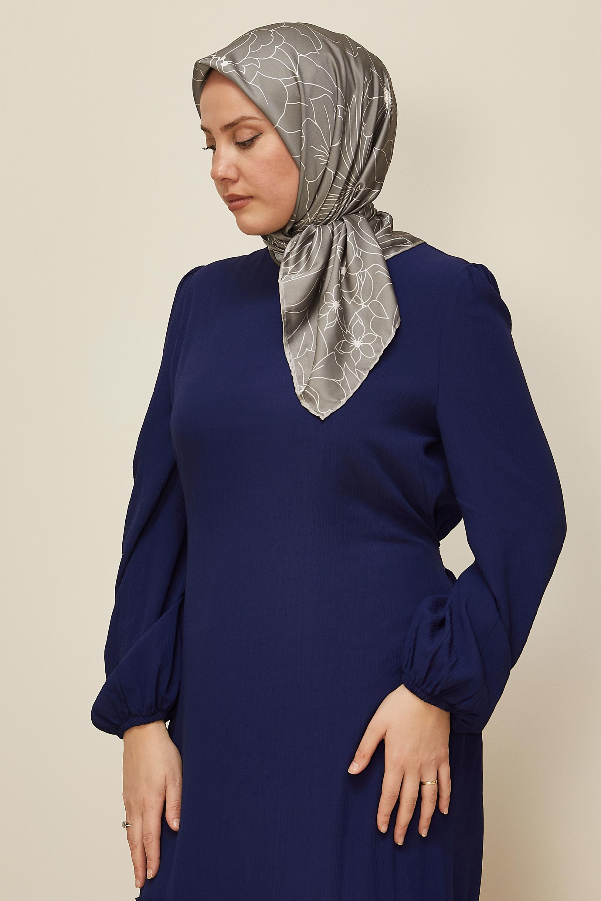 Tesettür giyim GRİ ALVİNA DESENLİ EŞARP 8564