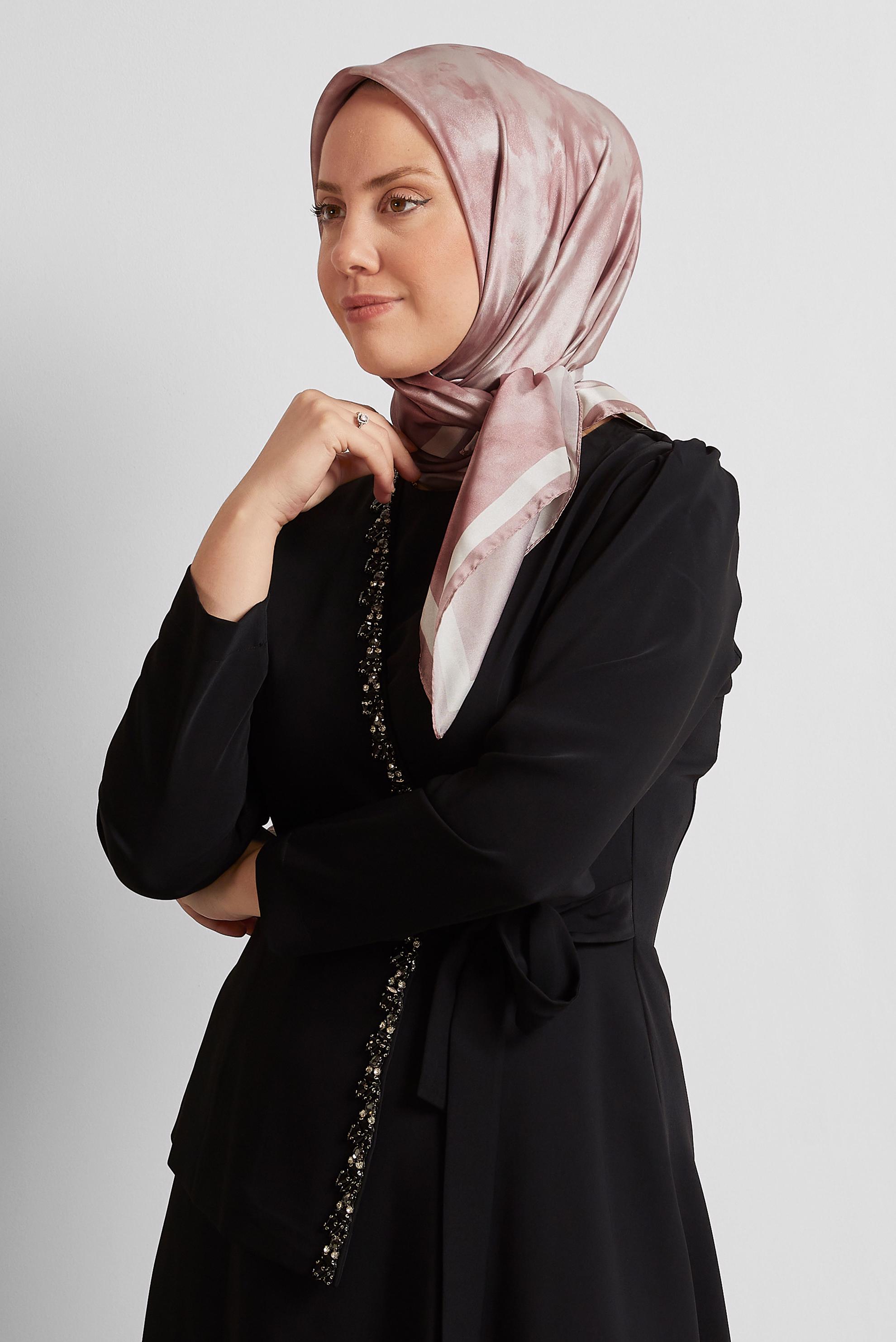 Tesettür giyim PEMBE ALVİNA EŞARP 8565