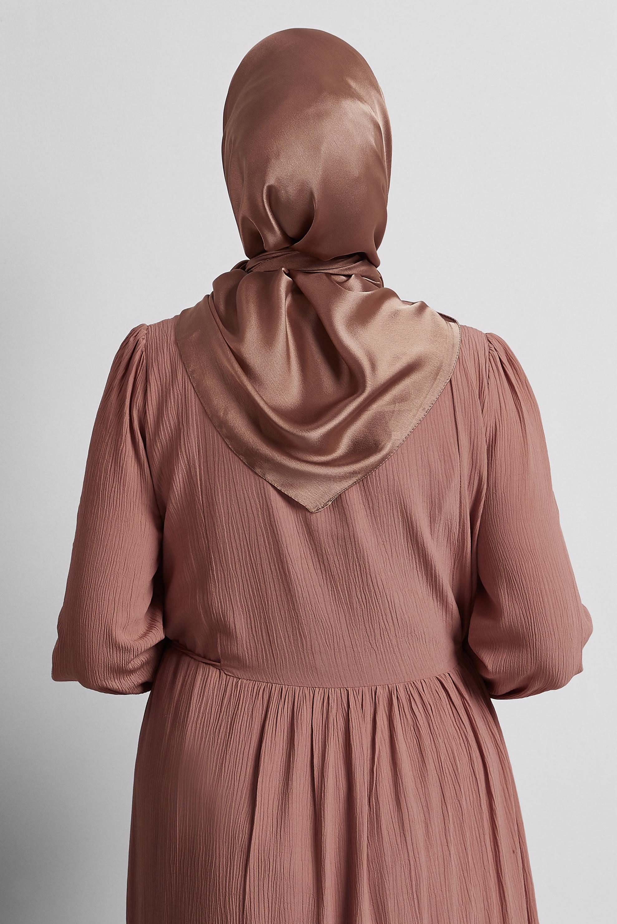 Tesettür giyim KAHVE ALVİNA SATEN JANJAN EŞARP 8569