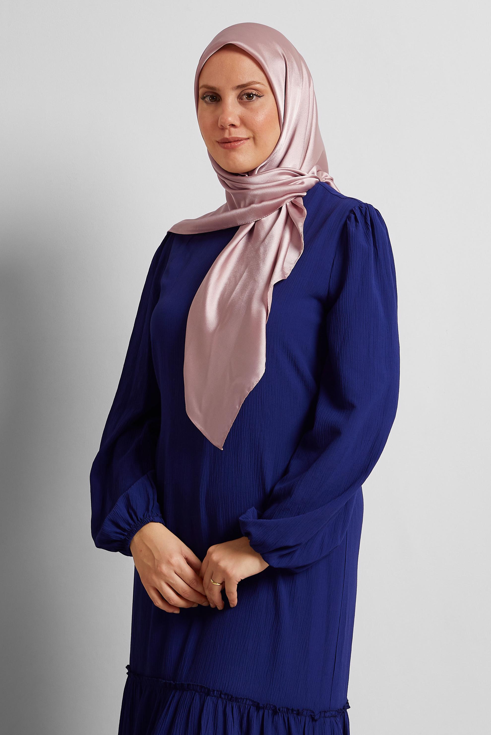 Tesettür giyim PUDRA ALVİNA SATEN JANJAN EŞARP 8569