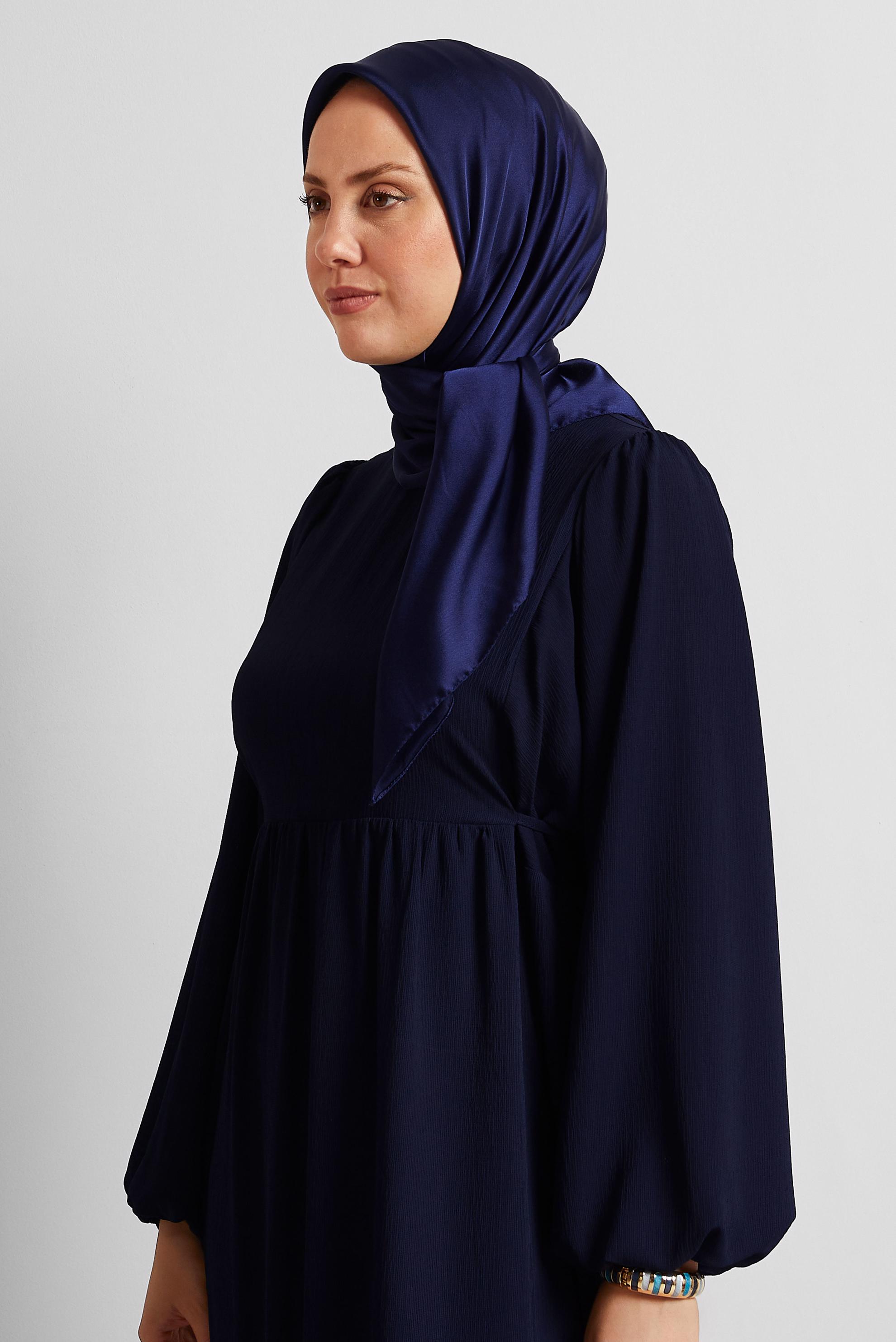 Tesettür giyim LACİVERT ALVİNA SATEN JANJAN EŞARP 8569