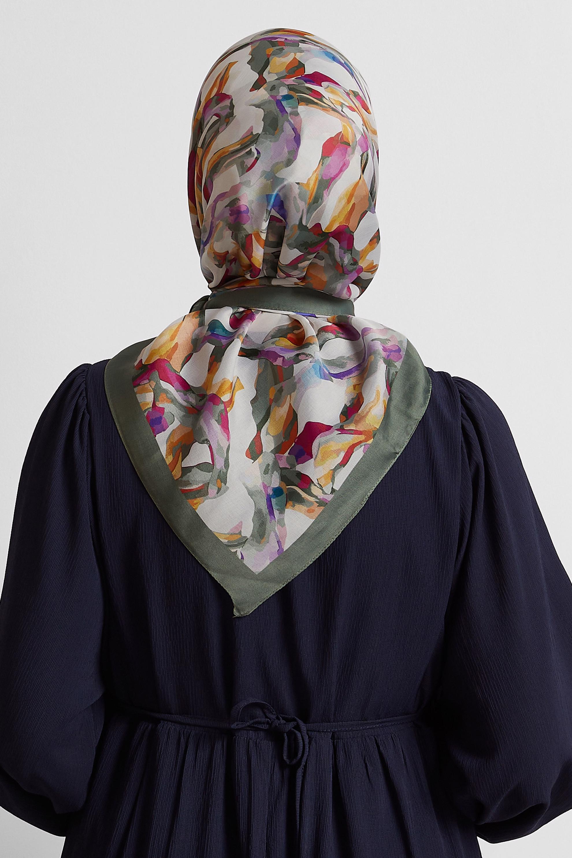 Tesettür giyim HAKİ ALVİNA DESENLİ EŞARP 8578