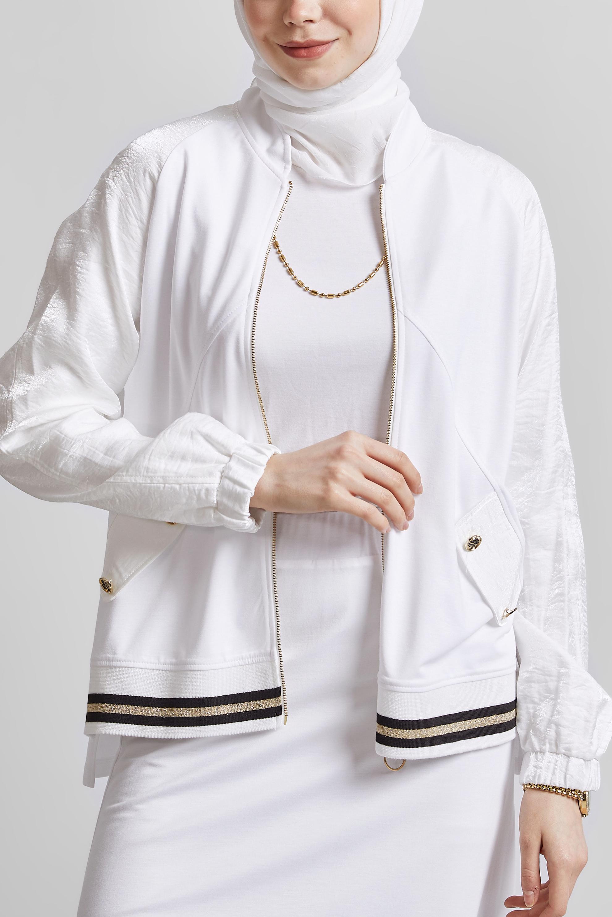 Tesettür giyim BEYAZ ETEKLİ EŞOFMAN TAKIM 44676