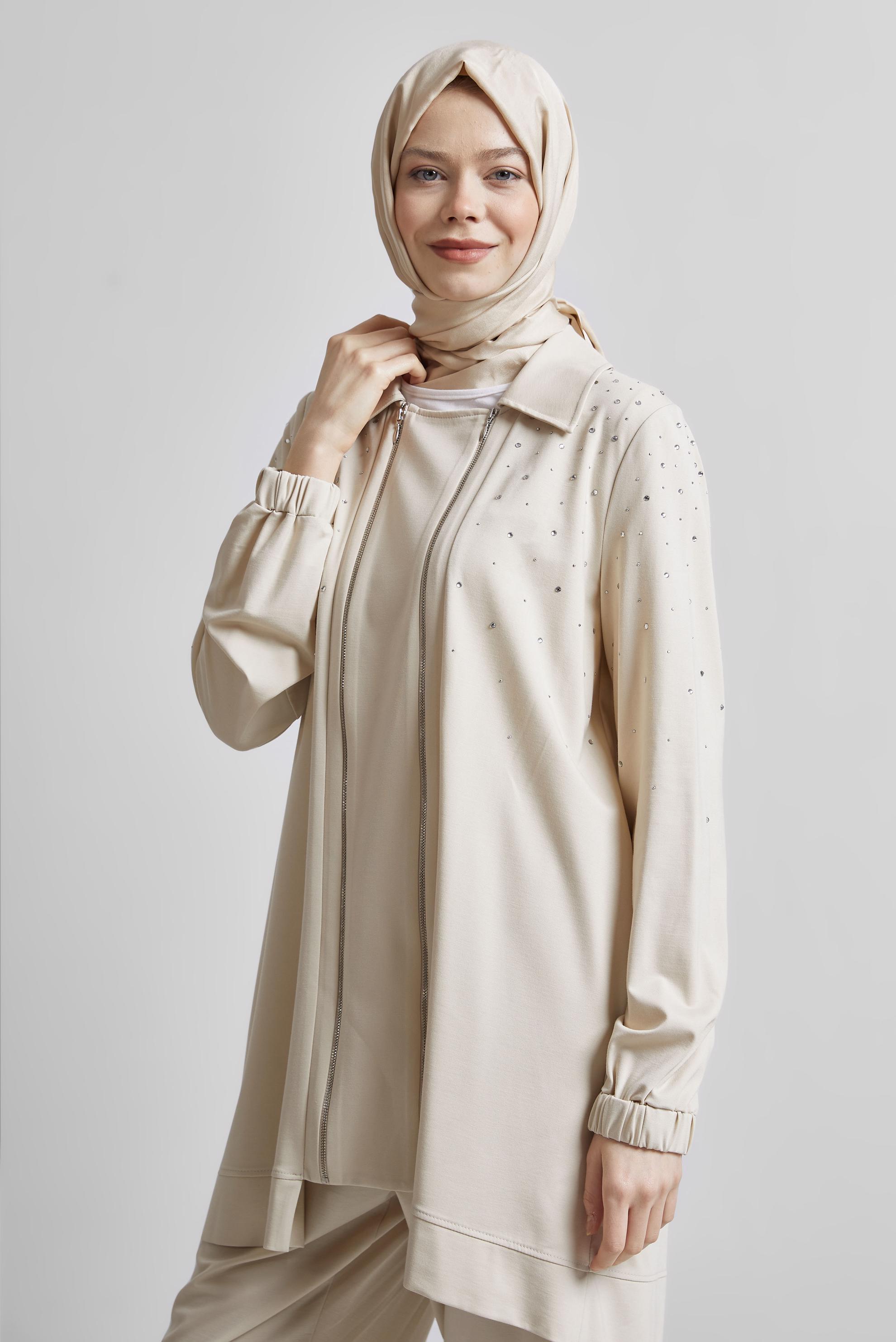Hijab clothing BEIGE TRACKSUIT SET WITH GEM 44704