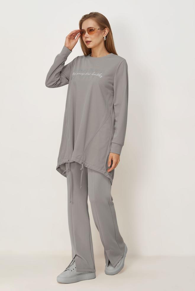Vêtements hijab GRIS TUNIQUE DE SURVÊTEMENT IMPRIMÉE 44765 - ALVİNA