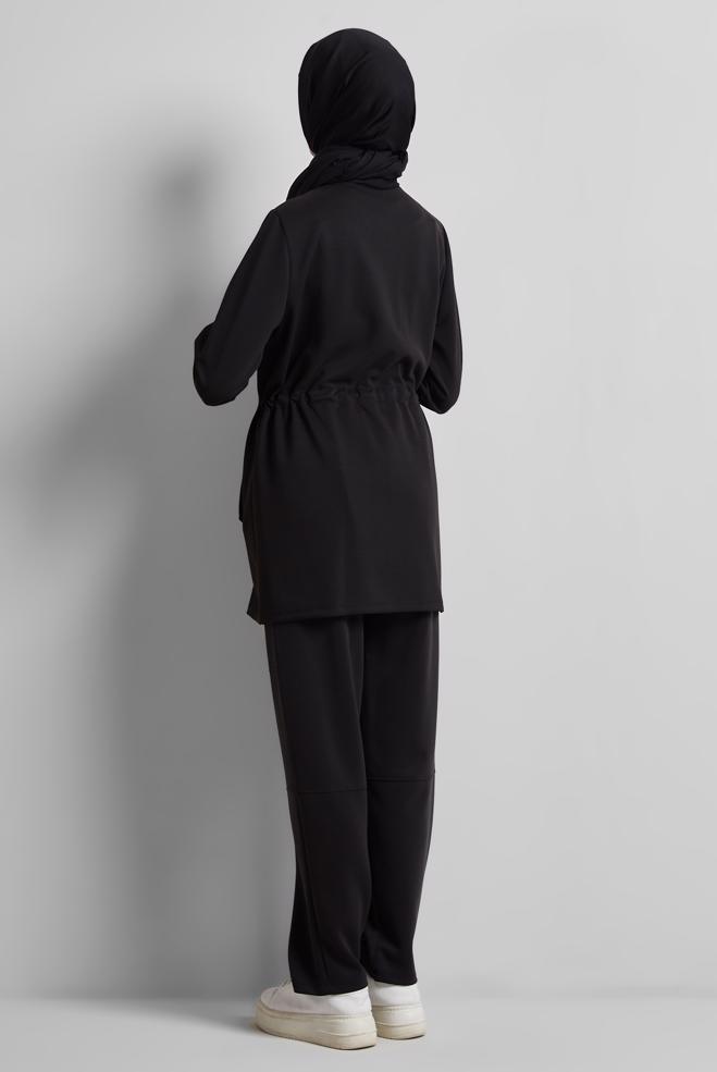 Hijab-Kleidung SCHWARZ TRAININGSANZUG-SET MIT HOSE 45386 - ALVİNA