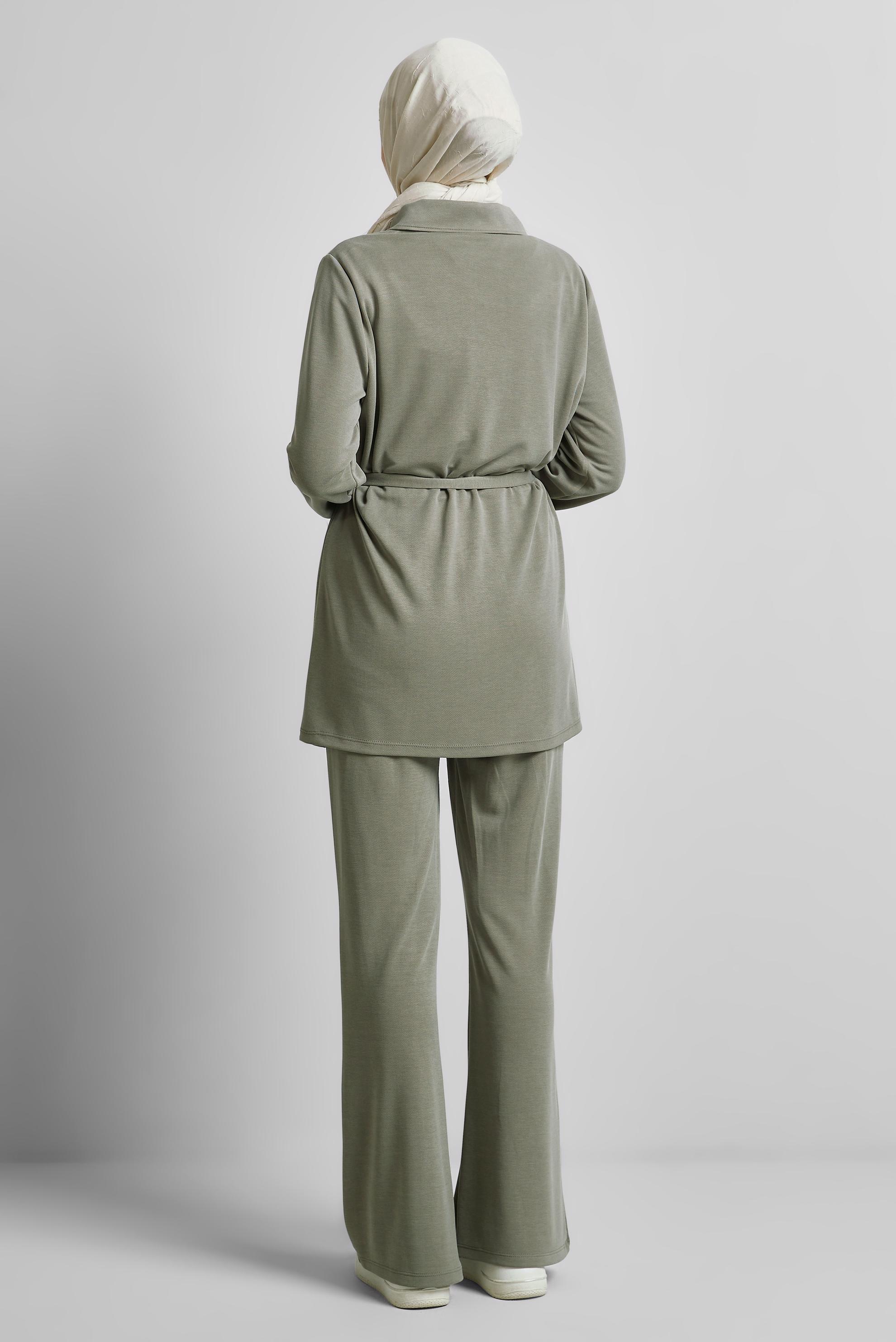 Tesettür giyim HAKİ KUŞAKLI PANTOLONLU EŞOFMAN TAKIM 45440