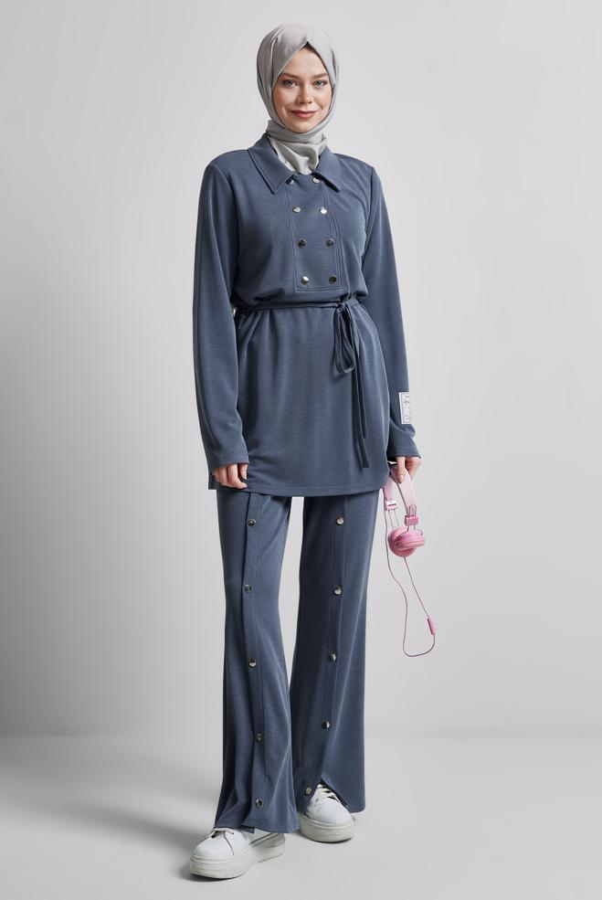 Hijab-Kleidung GRAU TRAININGSANZUG-SET MIT GÜRTEL 45440 - ALVİNA
