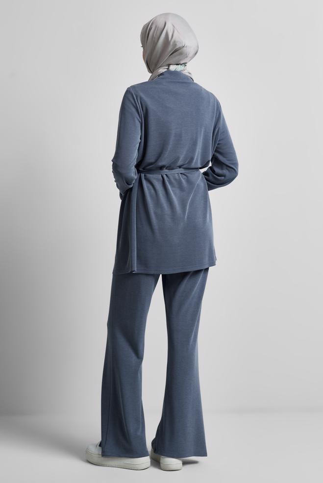 Hijab-Kleidung GRAU TRAININGSANZUG-SET MIT GÜRTEL 45440 - ALVİNA