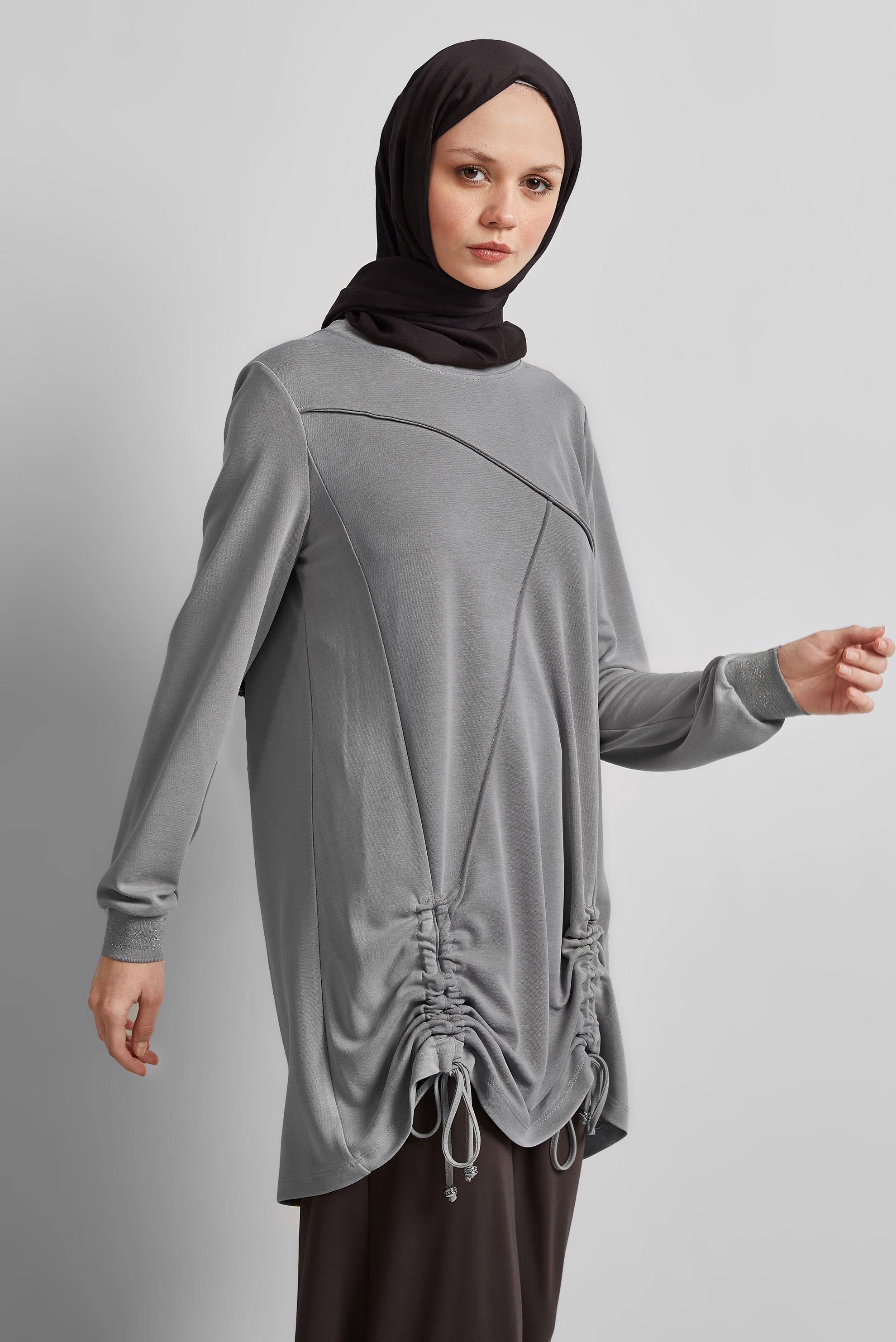 Tesettür giyim GRİ BÜZGÜ DETAYLI EŞOFMAN TUNİK 45462