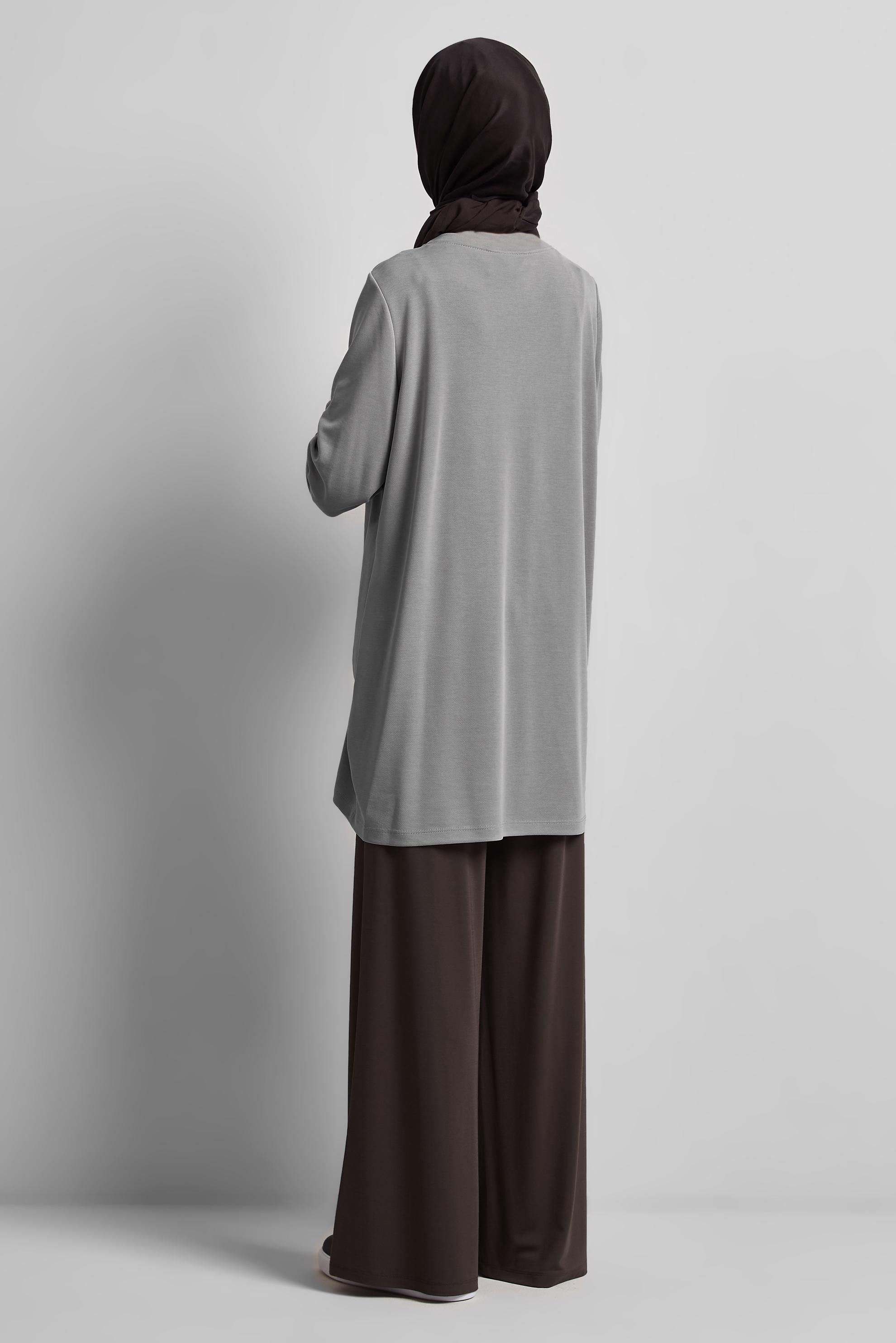 Tesettür giyim GRİ BÜZGÜ DETAYLI EŞOFMAN TUNİK 45462