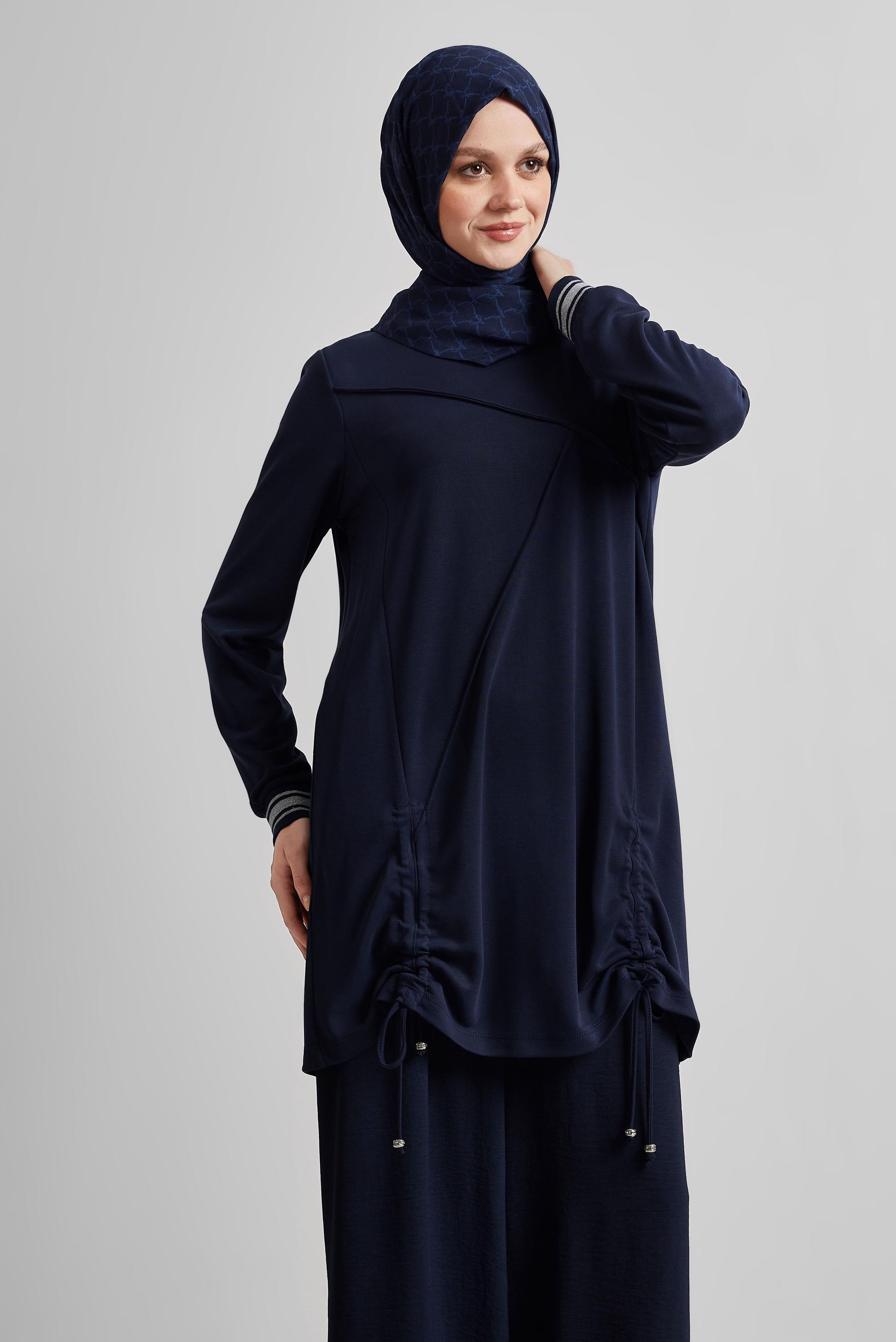 Tesettür giyim LACİVERT BÜZGÜ DETAYLI EŞOFMAN TUNİK 45462