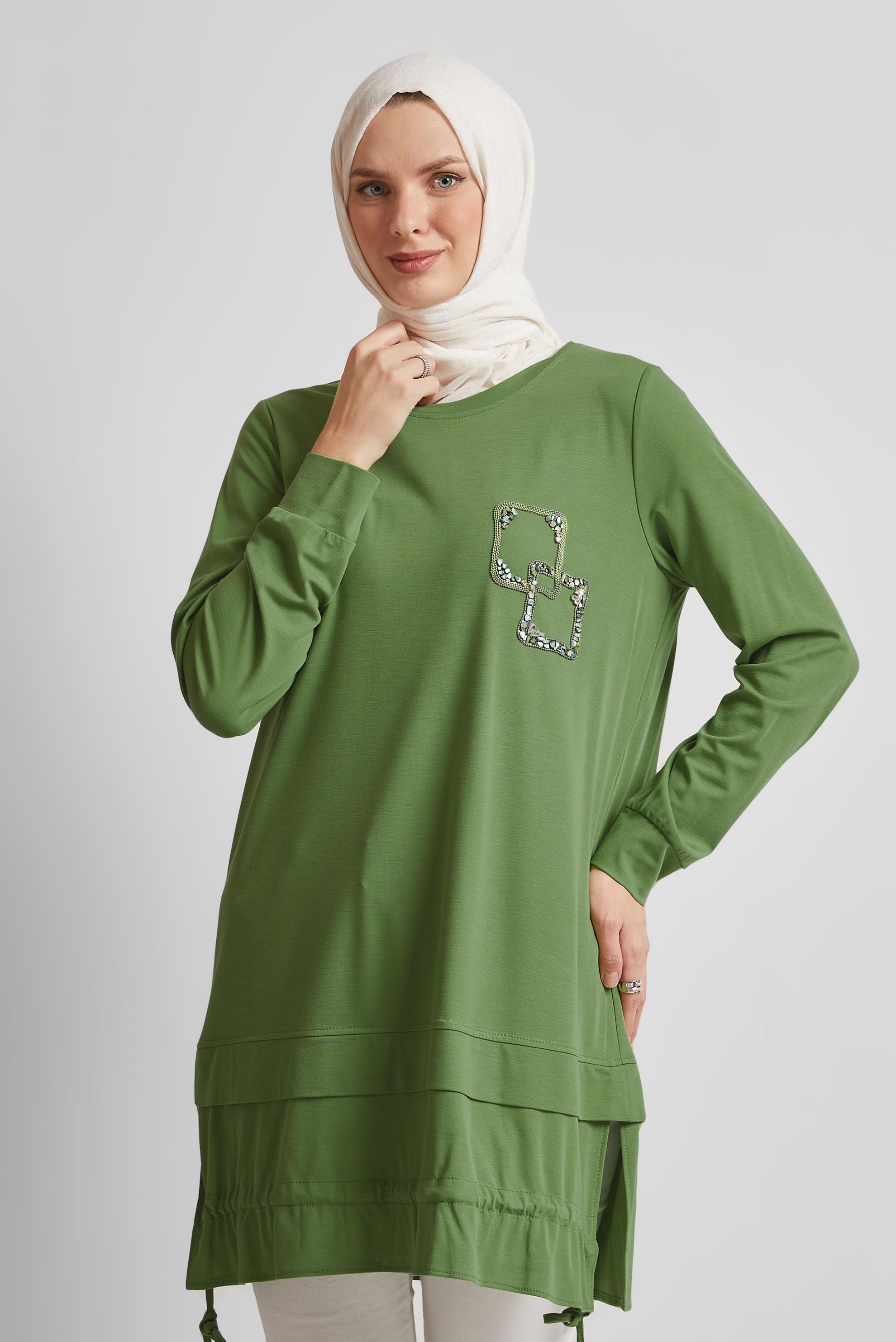 Tesettür giyim YEŞİL BÜZGÜ DETAYLI EŞOFMAN TUNİK 45463